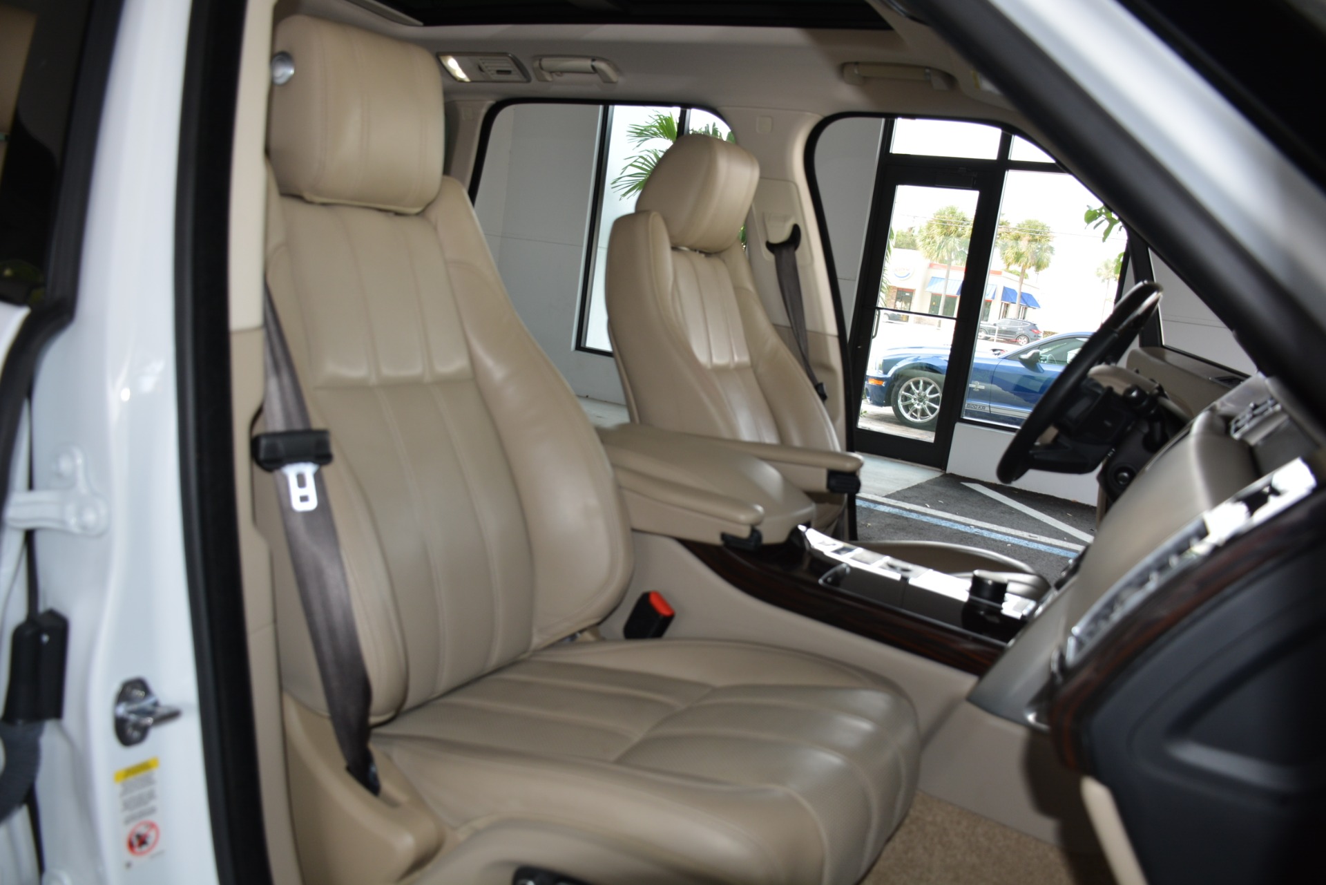 Used-2015-Land-Rover-Range-Rover-Supercharged