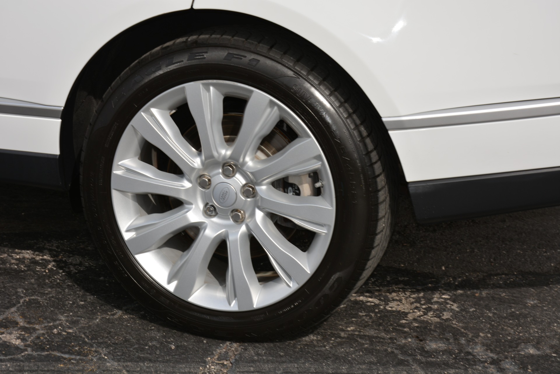 Used-2015-Land-Rover-Range-Rover-Supercharged