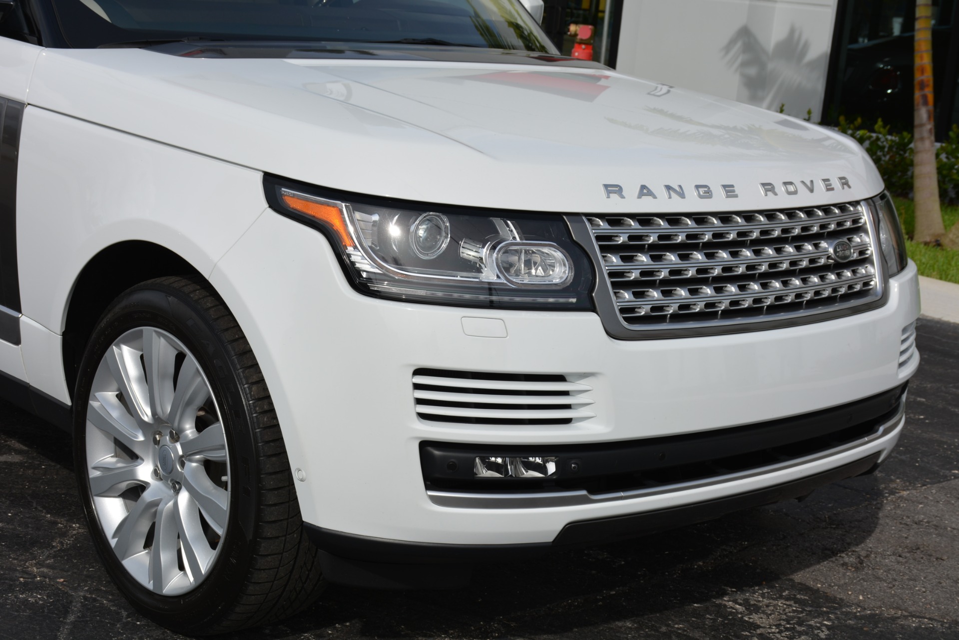 Used-2015-Land-Rover-Range-Rover-Supercharged