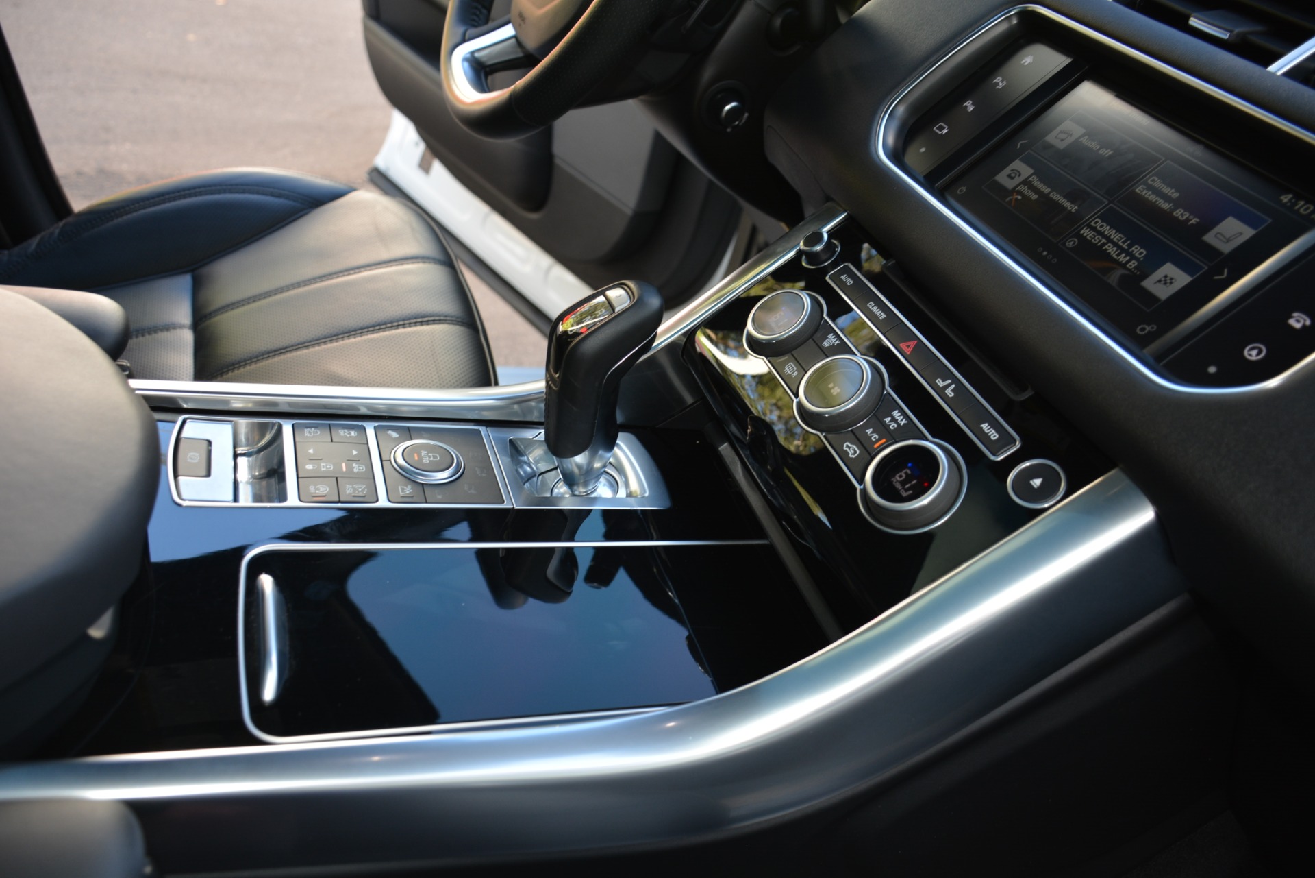 Used-2016-Land-Rover-Range-Rover-Sport-Supercharged-Dynamic