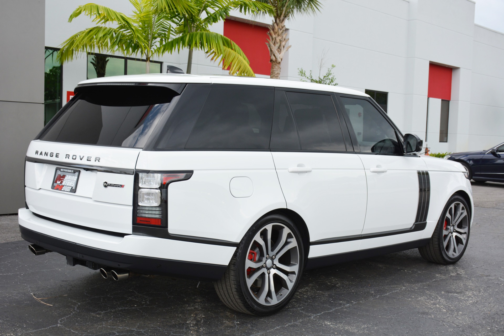 Used-2017-Land-Rover-Range-Rover-SVAutobiography-Dynamic