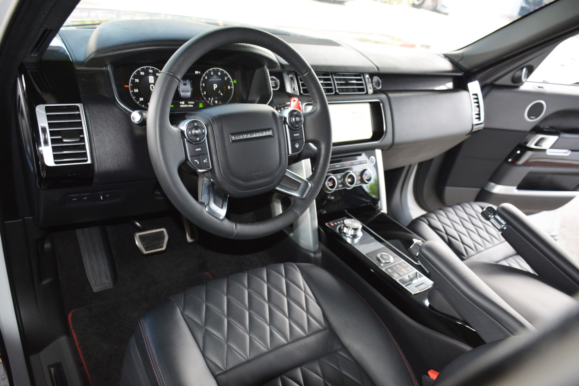 Used-2017-Land-Rover-Range-Rover-SVAutobiography-Dynamic