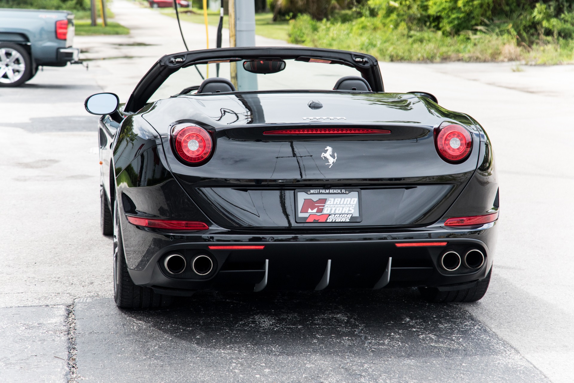 Used-2016-Ferrari-California-T