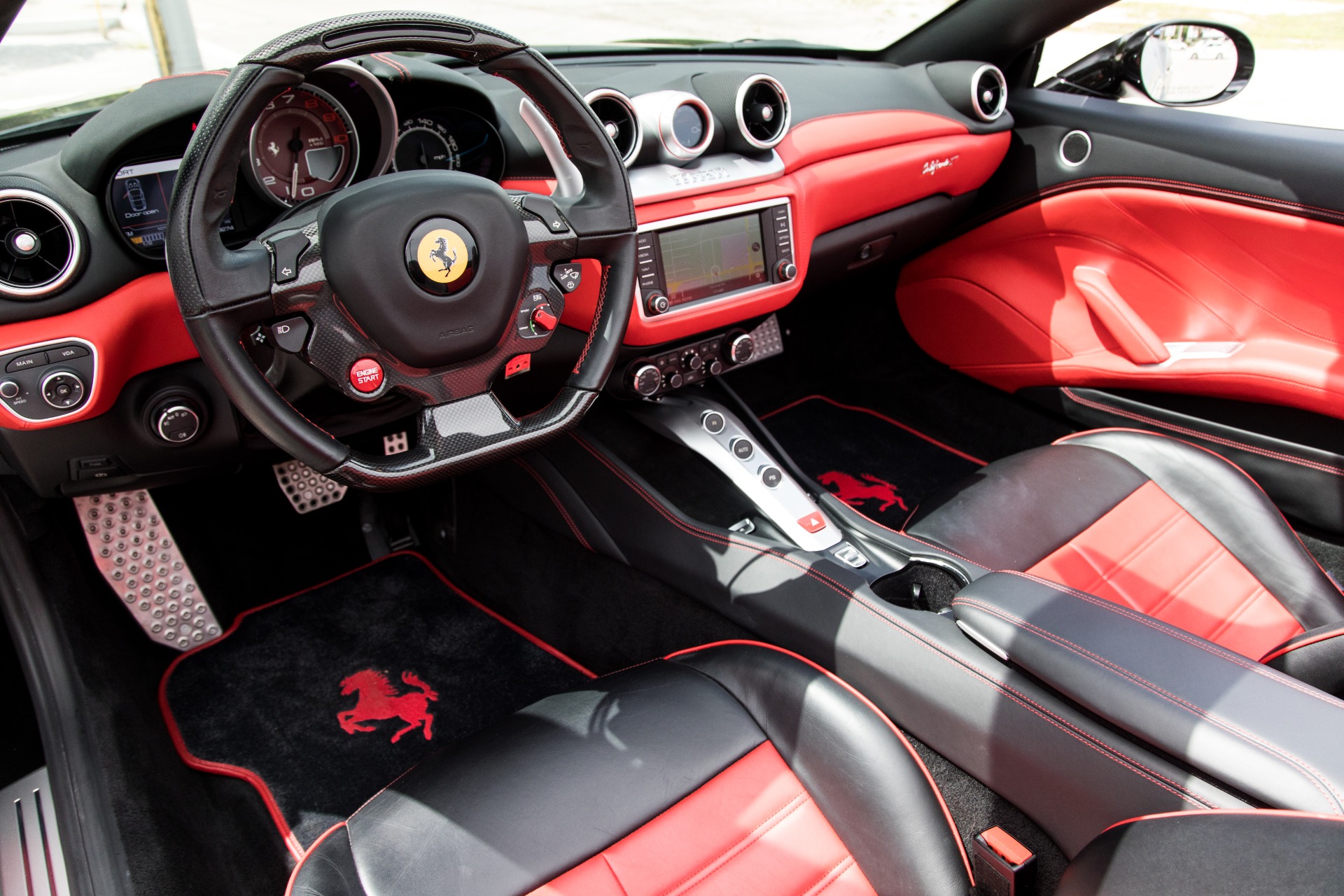 Used-2016-Ferrari-California-T