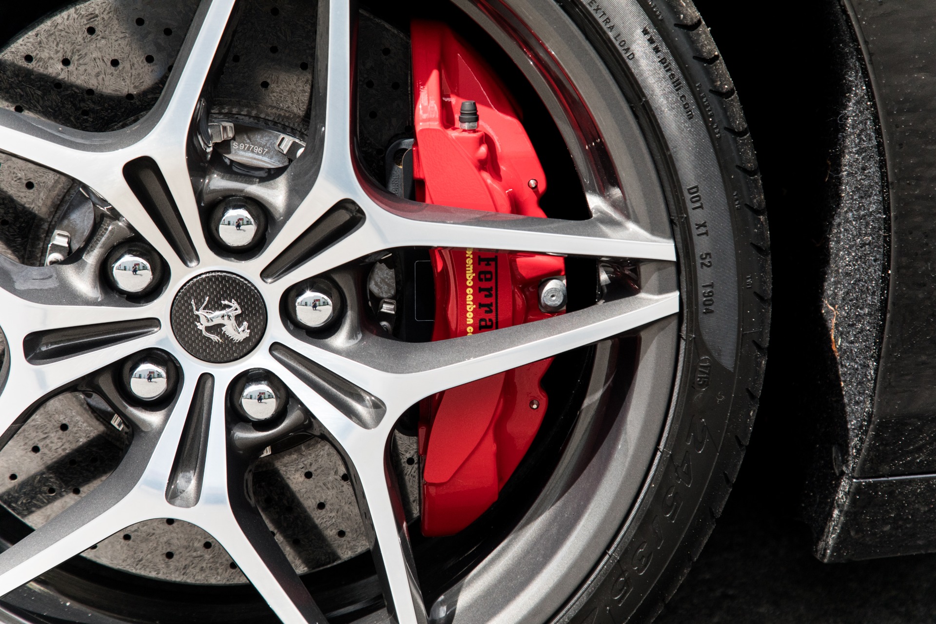 Used-2016-Ferrari-California-T
