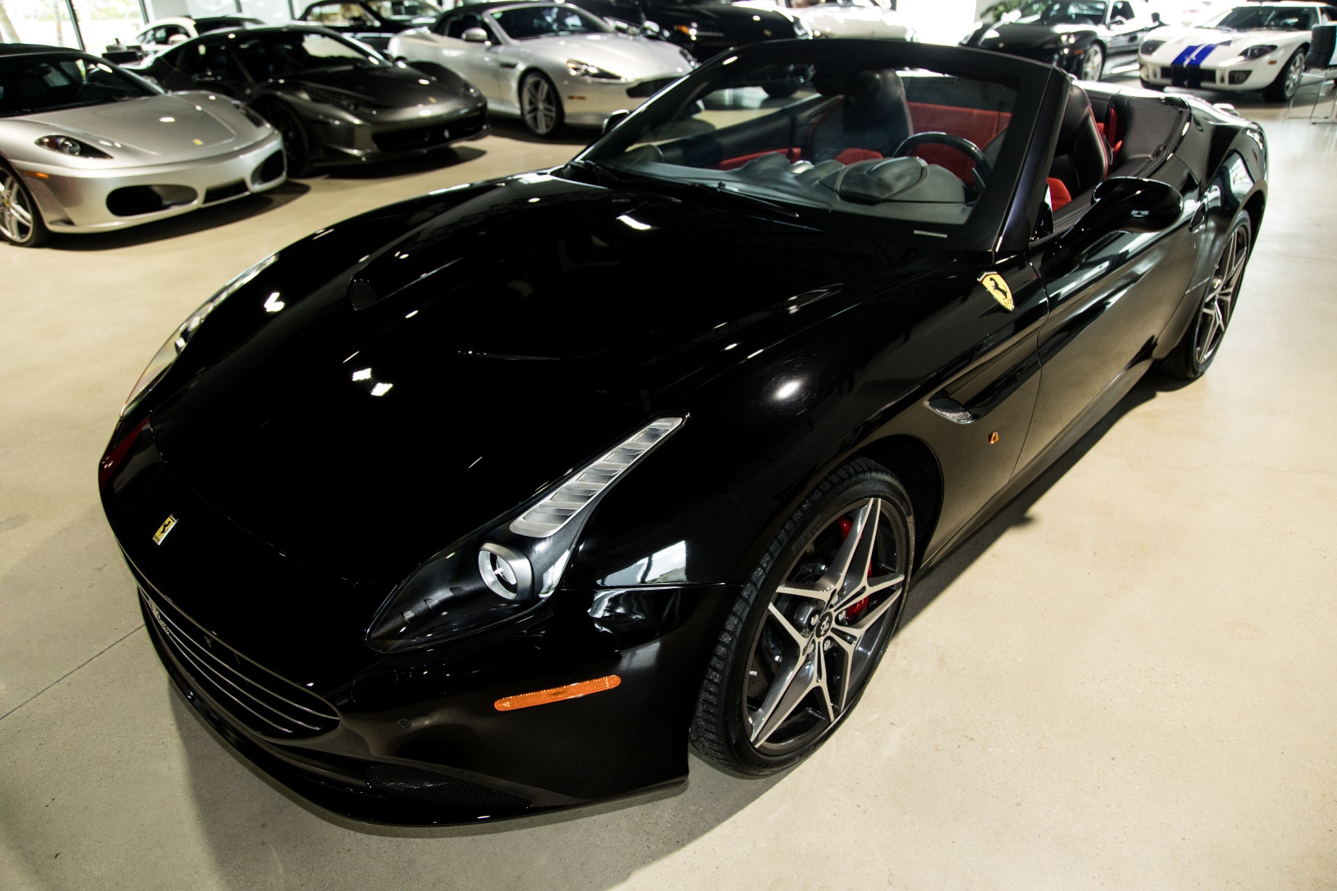 Used-2016-Ferrari-California-T