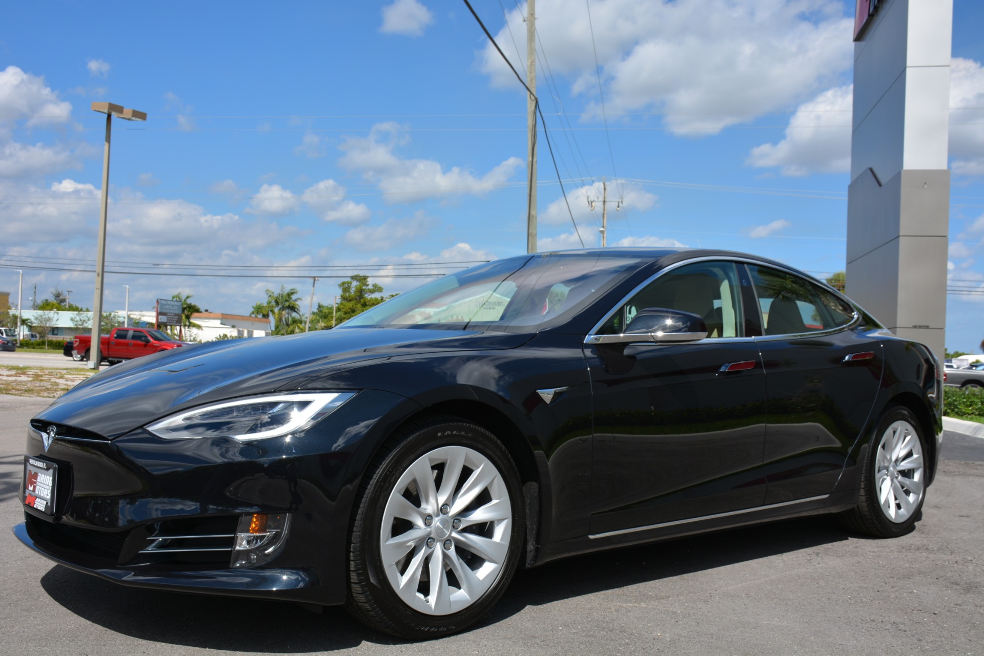 Used-2017-Tesla-Model-S-75