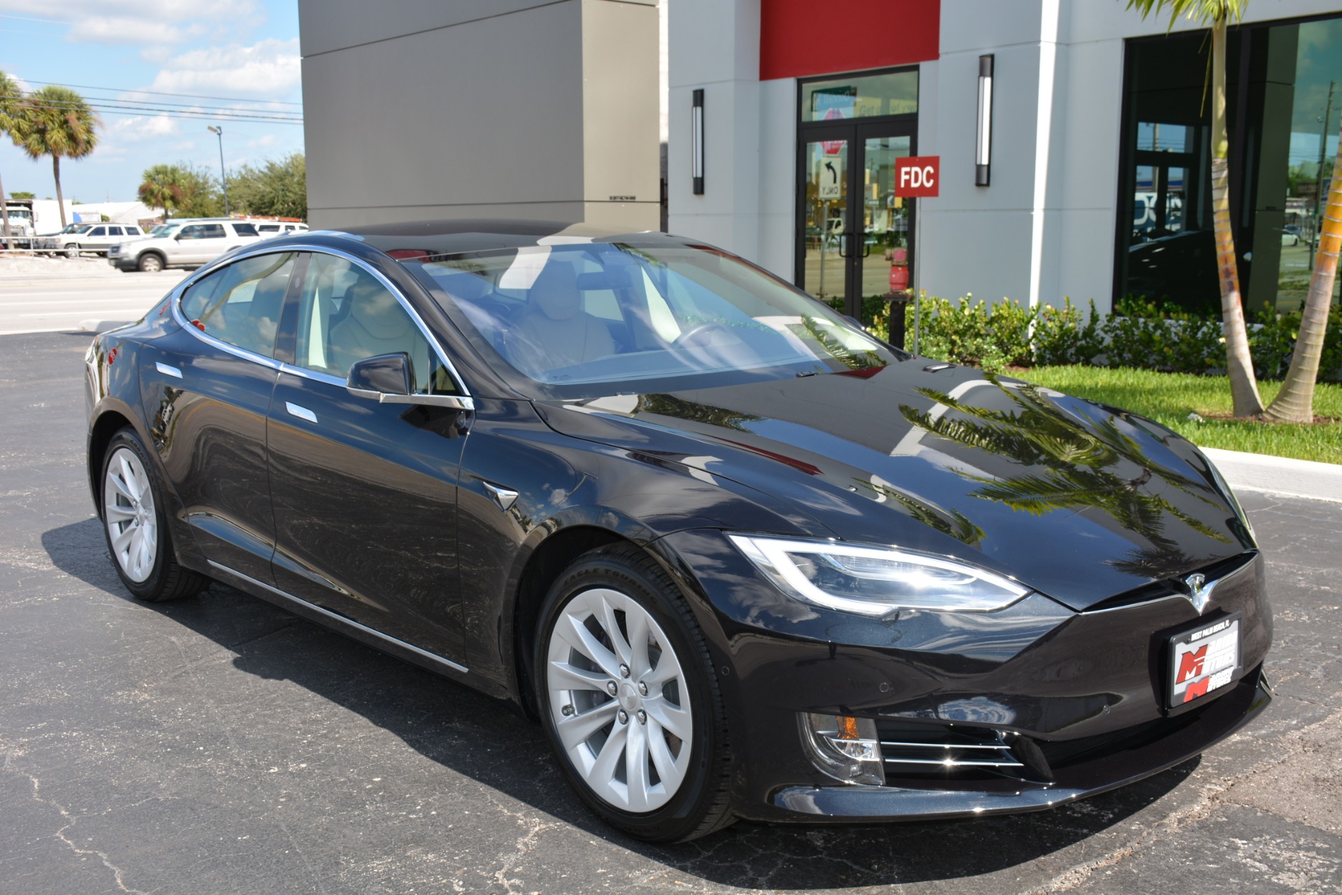 Used-2017-Tesla-Model-S-75