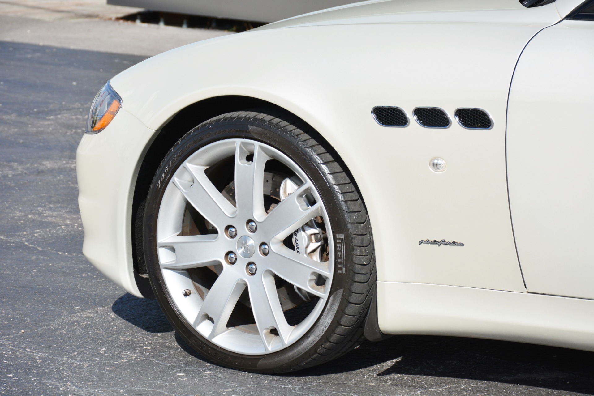 Used-2011-Maserati-Quattroporte-S-S