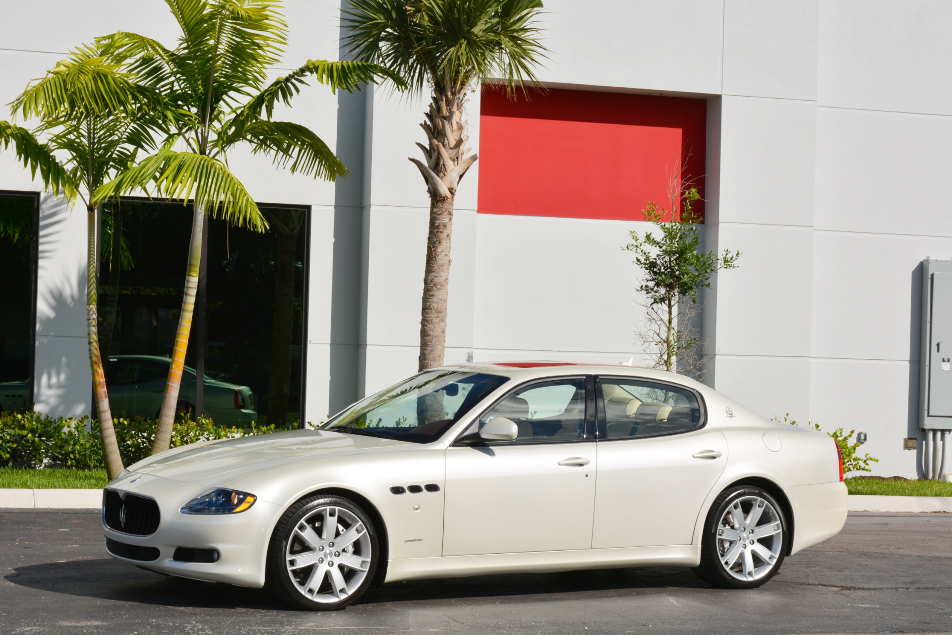 Used-2011-Maserati-Quattroporte-S-S