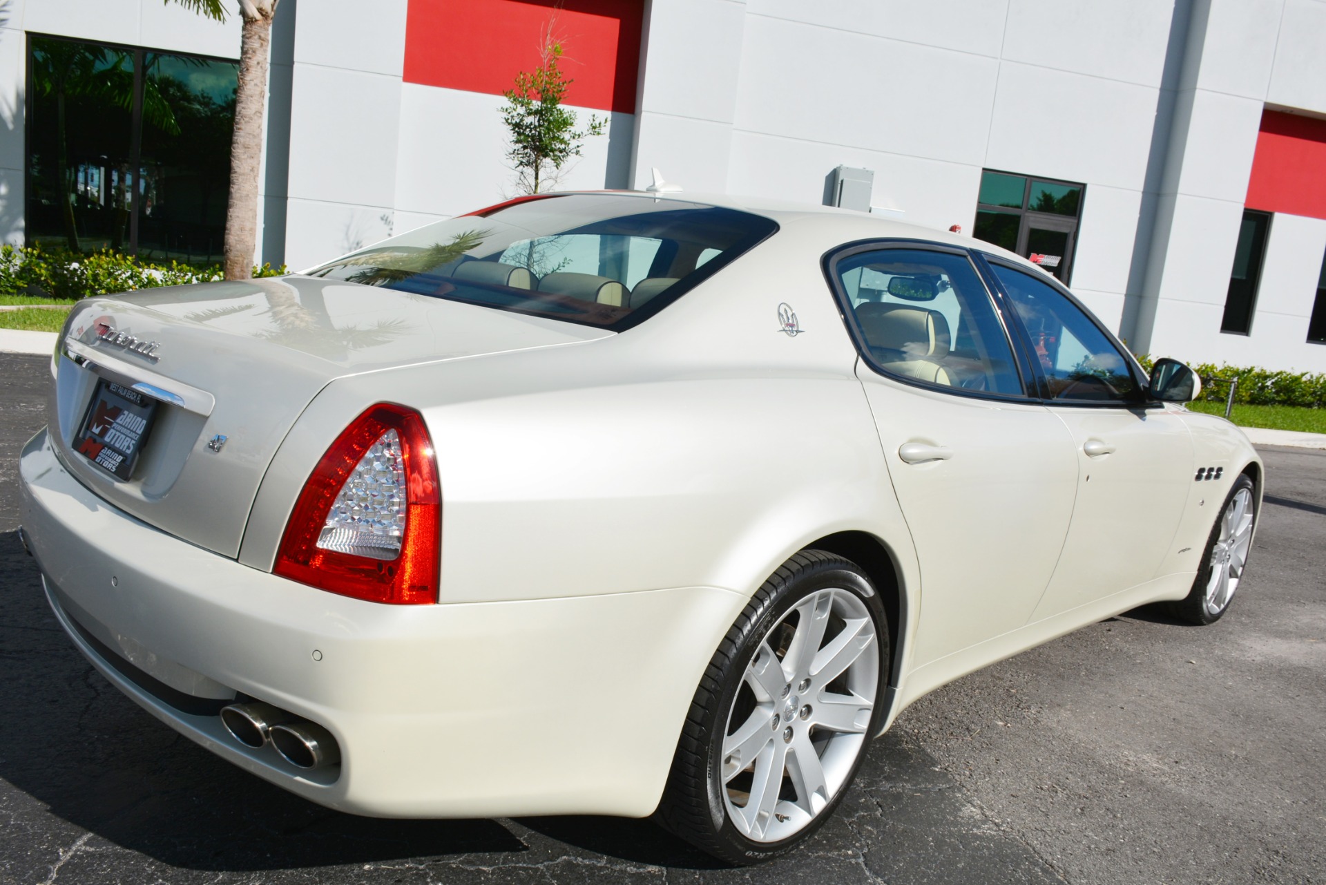Used-2011-Maserati-Quattroporte-S-S