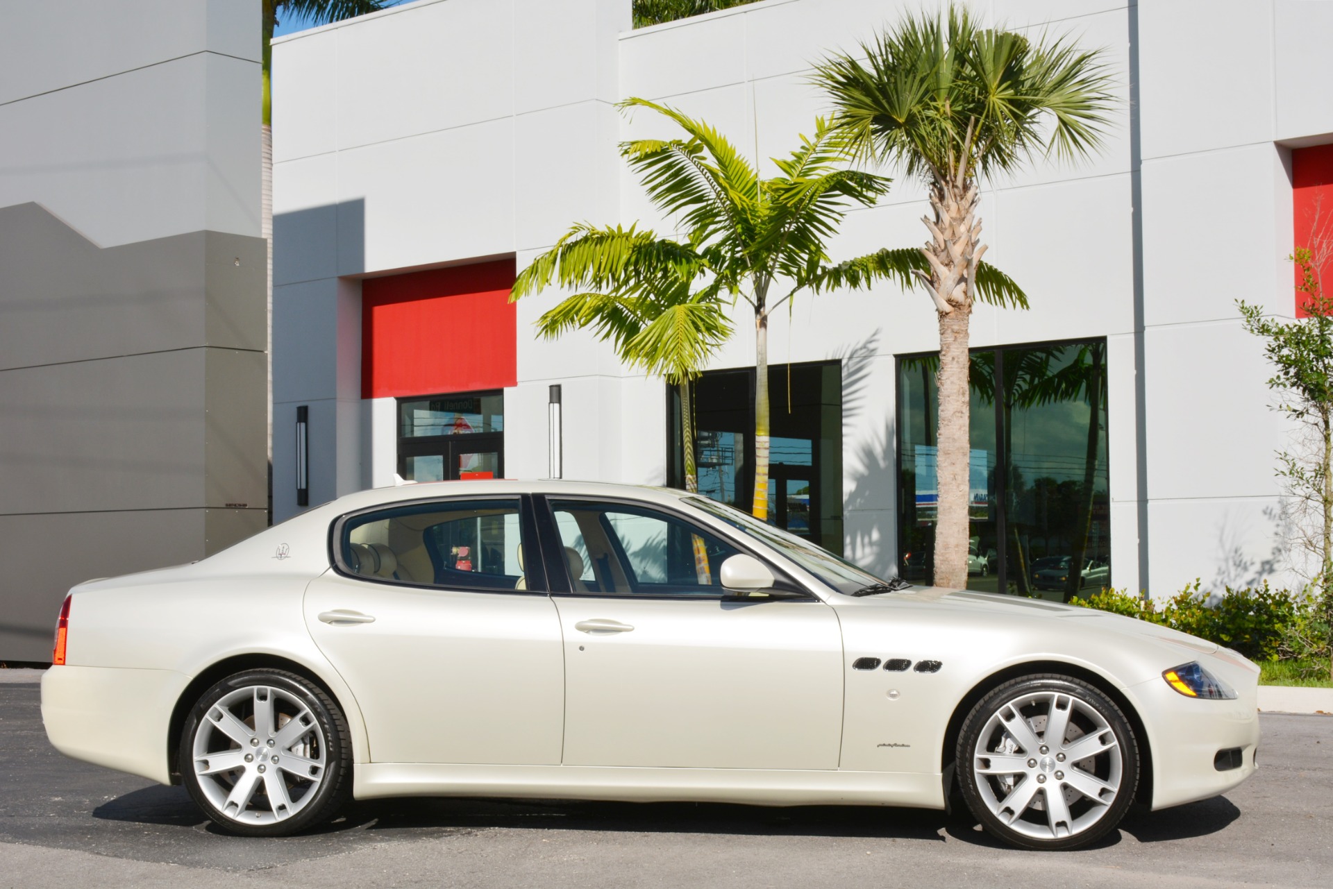 Used-2011-Maserati-Quattroporte-S-S