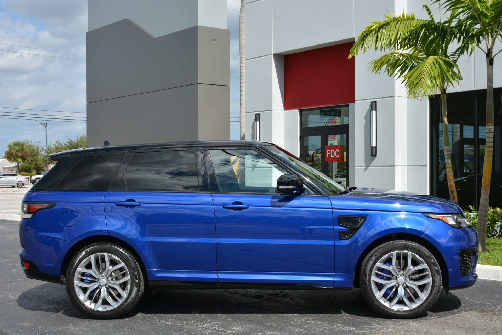 Used-2015-Land-Rover-Range-Rover-Sport-SVR