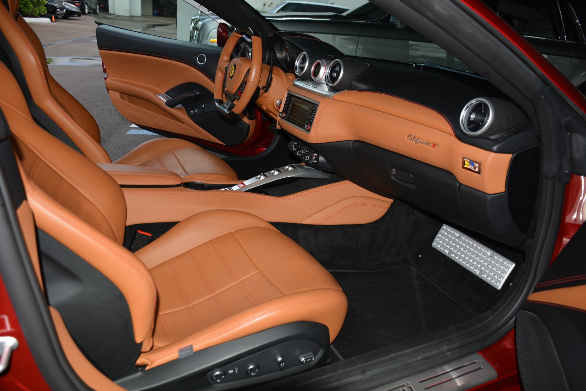 Used-2015-Ferrari-California-T