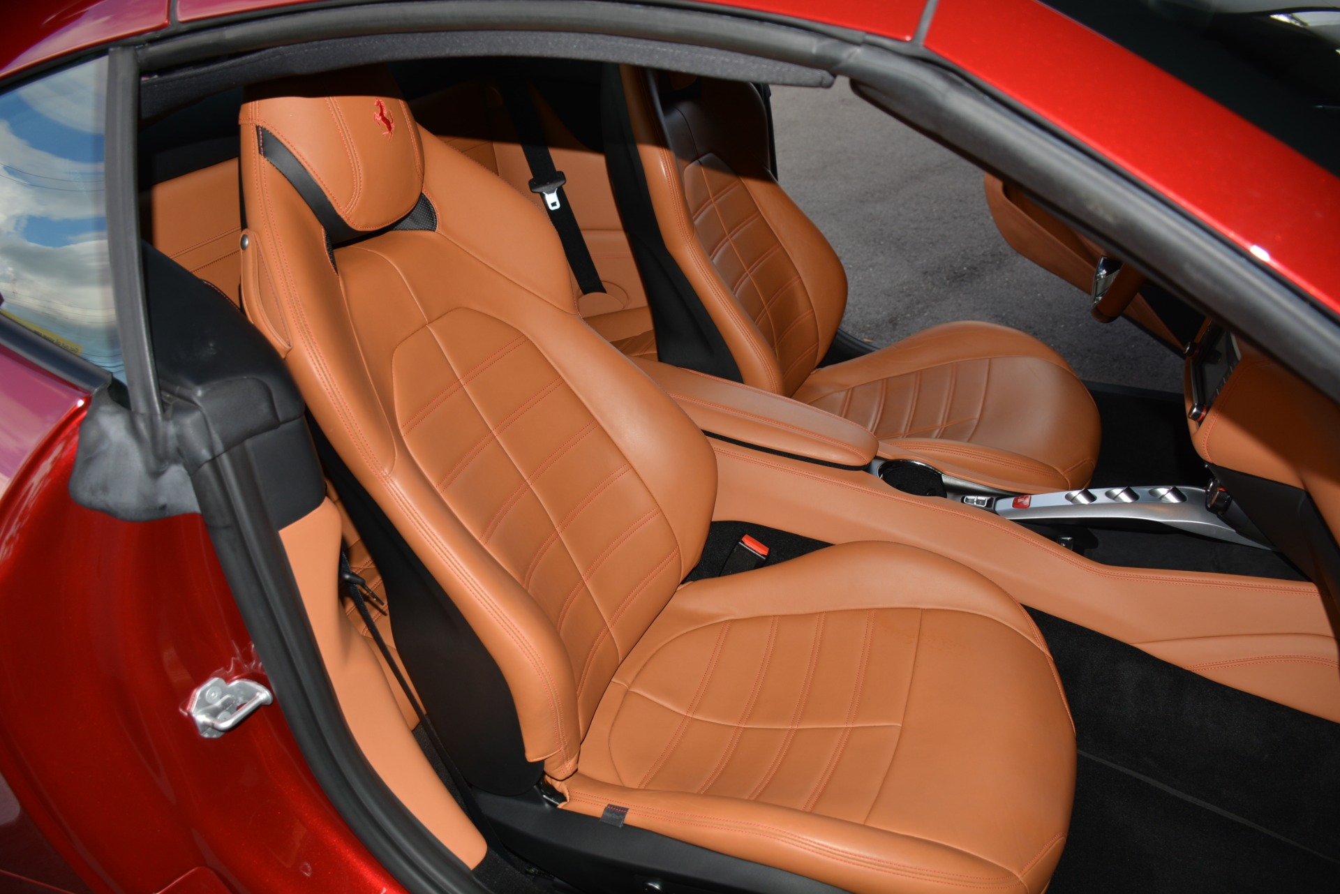 Used-2015-Ferrari-California-T