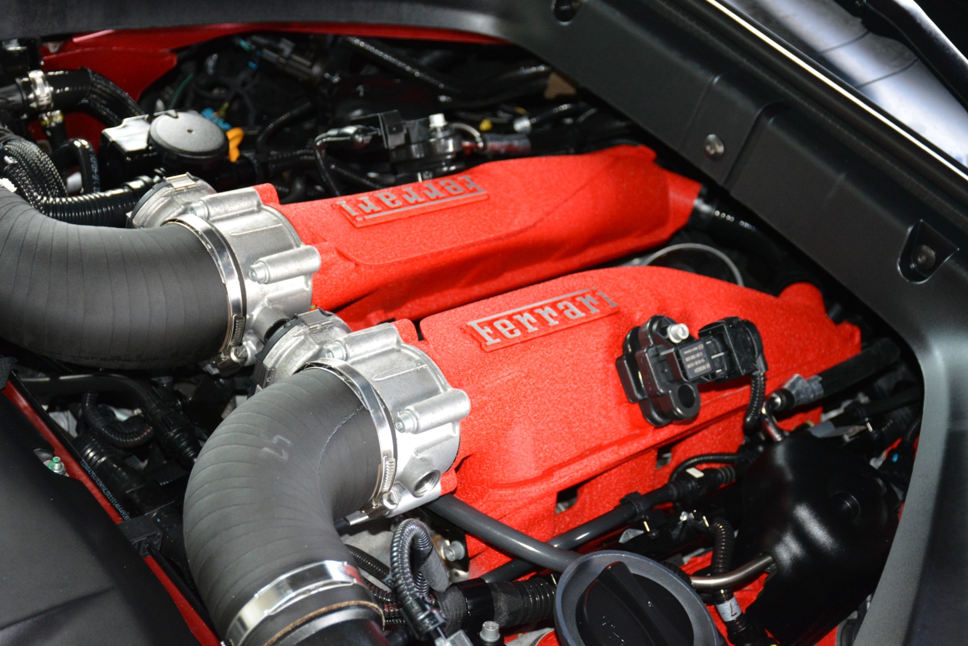 Used-2015-Ferrari-California-T
