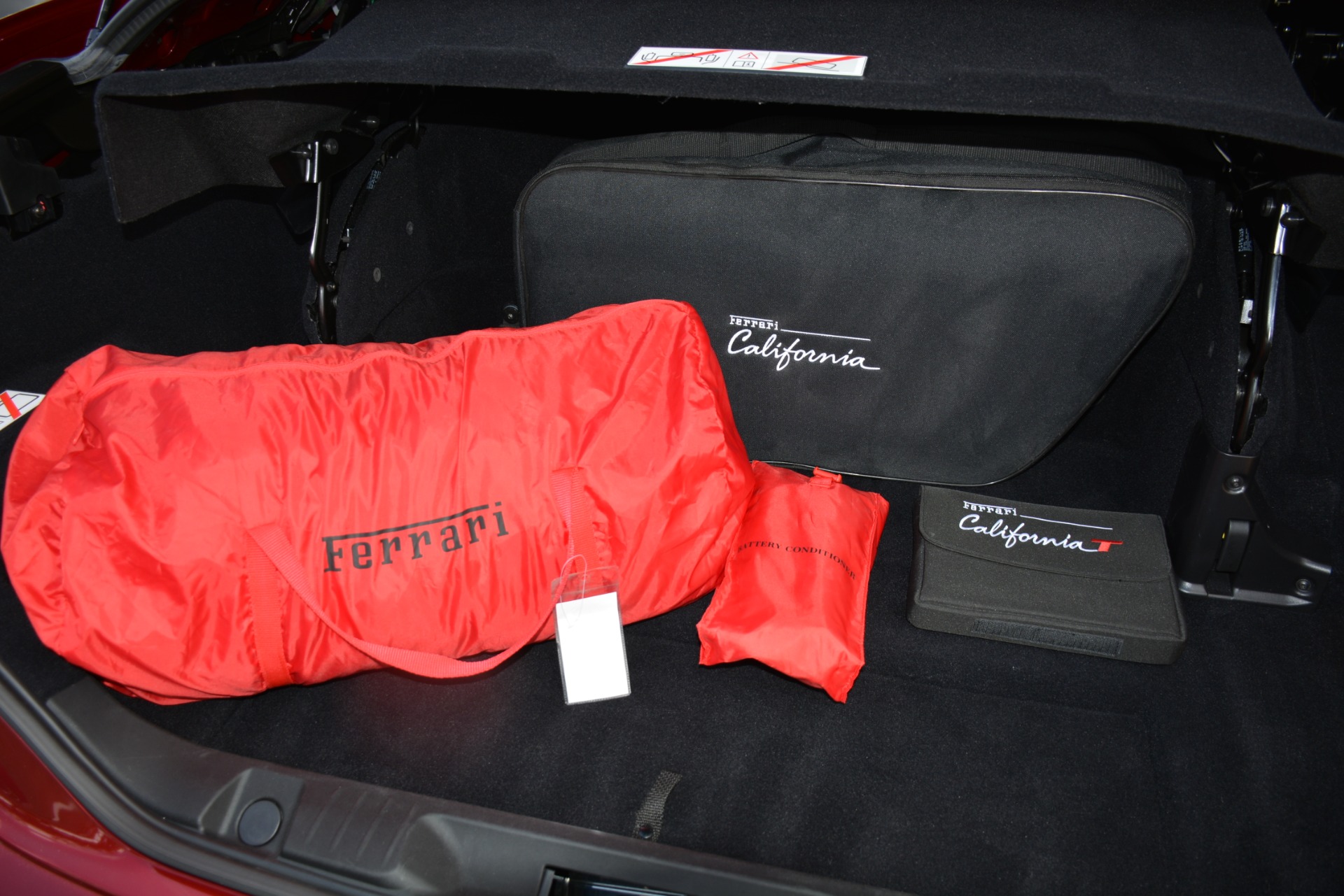Used-2015-Ferrari-California-T