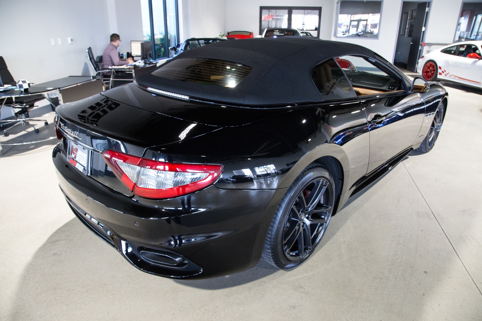 Used-2018-Maserati-GranTurismo-Sport-Convertible