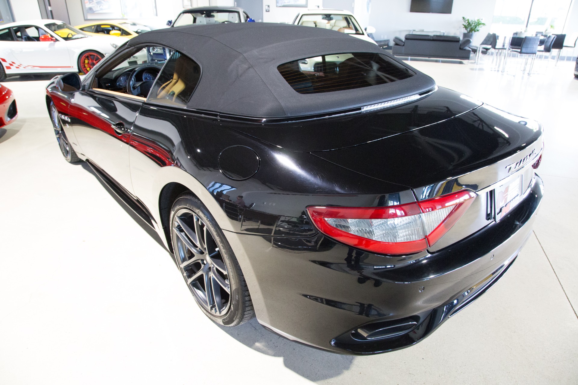 Used-2018-Maserati-GranTurismo-Sport-Convertible