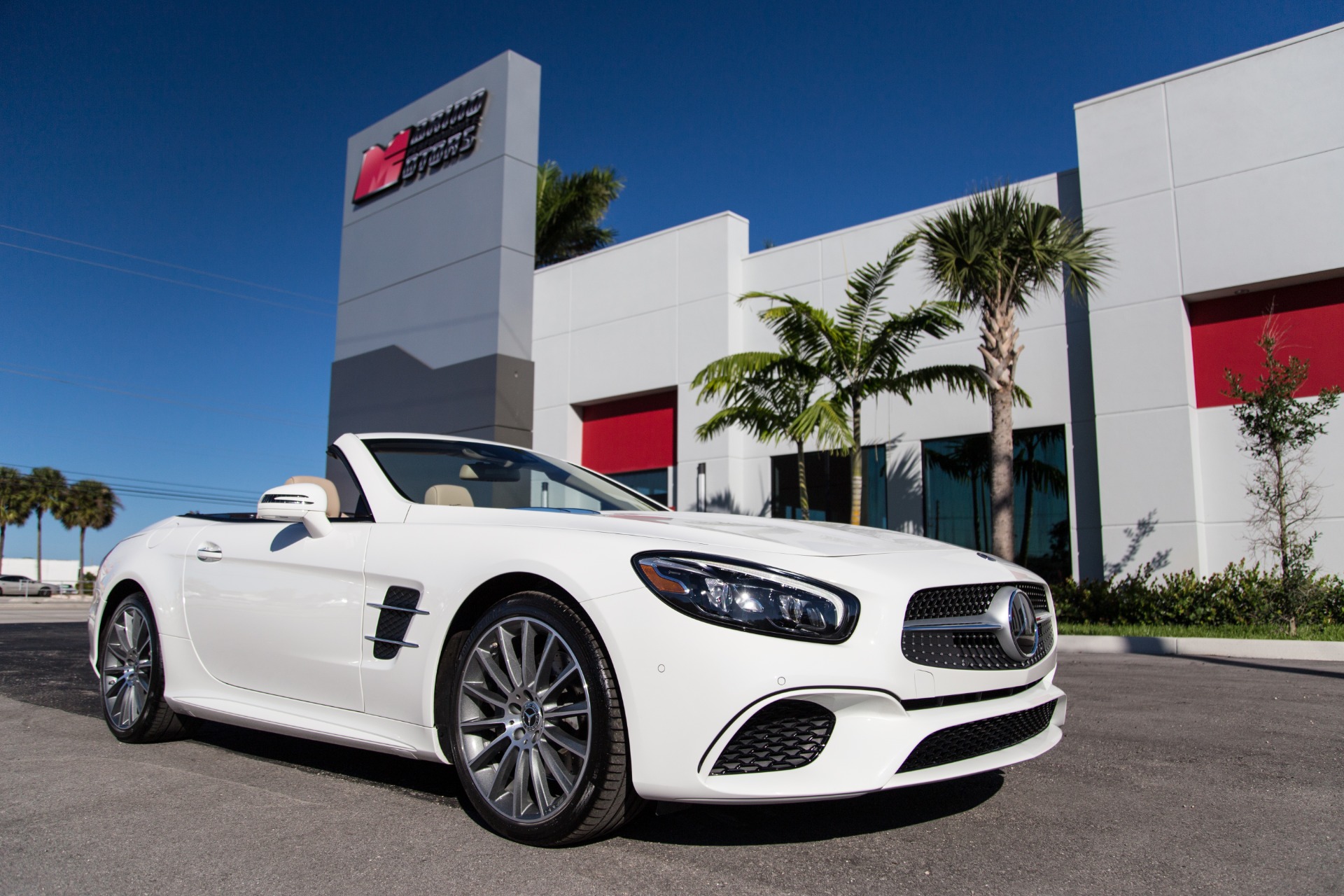 Used 2017 Mercedes Benz Sl Class Sl 450 For Sale 74 900