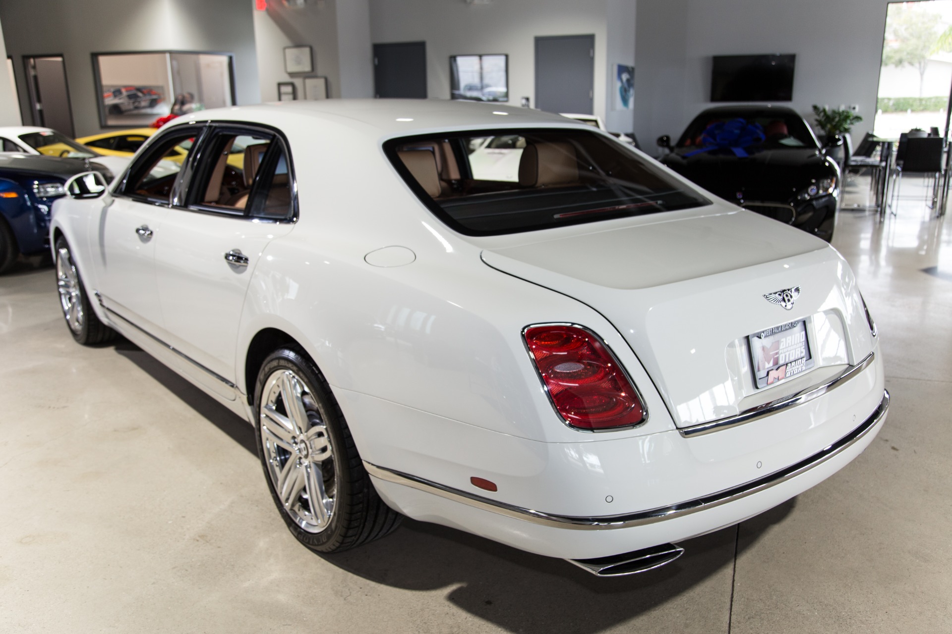 2011 bentley price