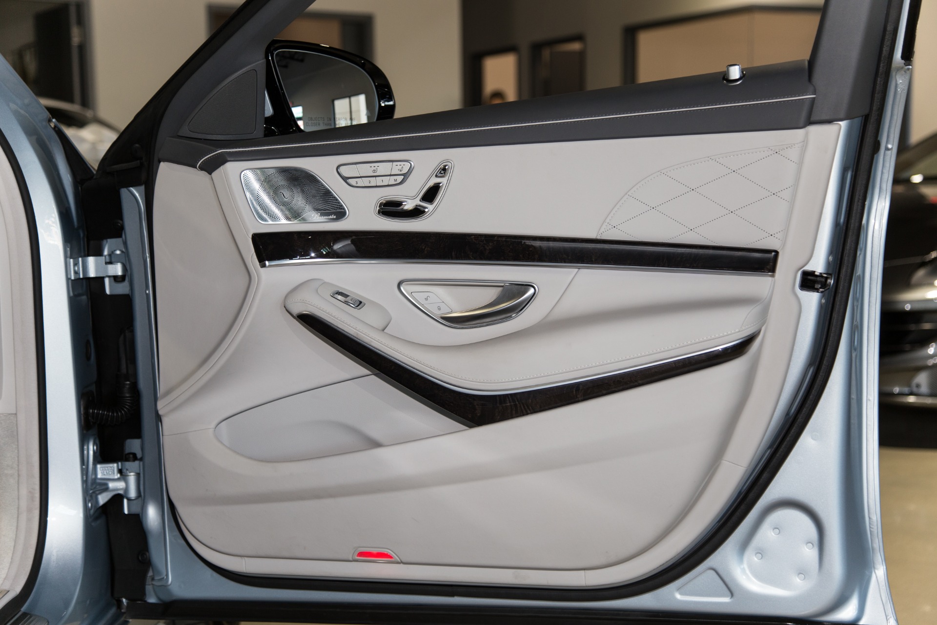 Used-2015-Mercedes-Benz-S-Class-S-550