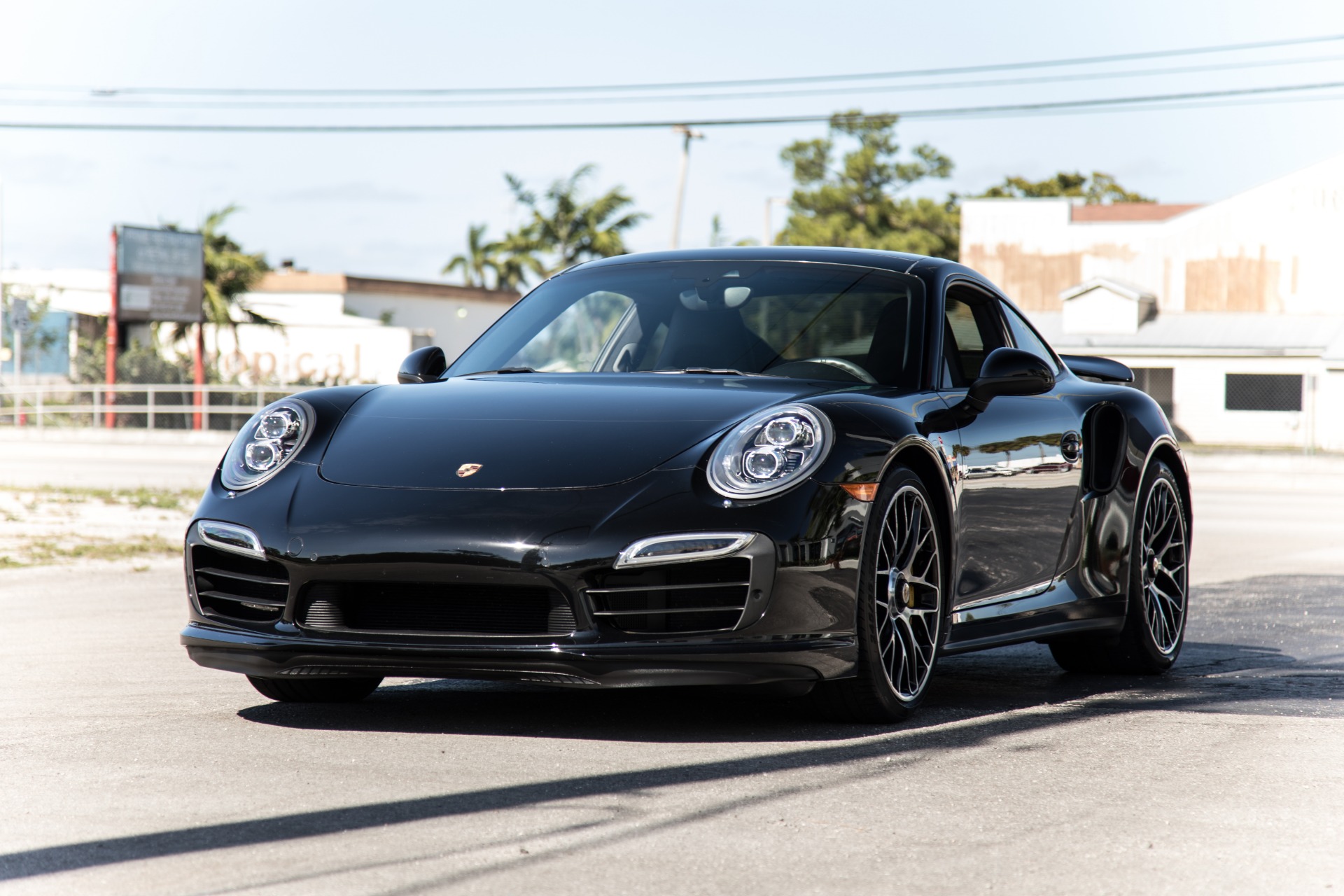 Used-2014-Porsche-911-Turbo-S
