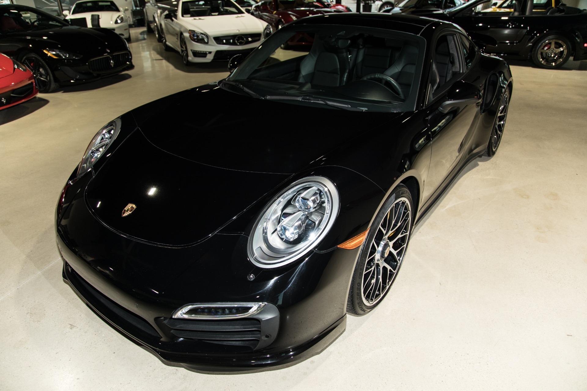 Used-2014-Porsche-911-Turbo-S