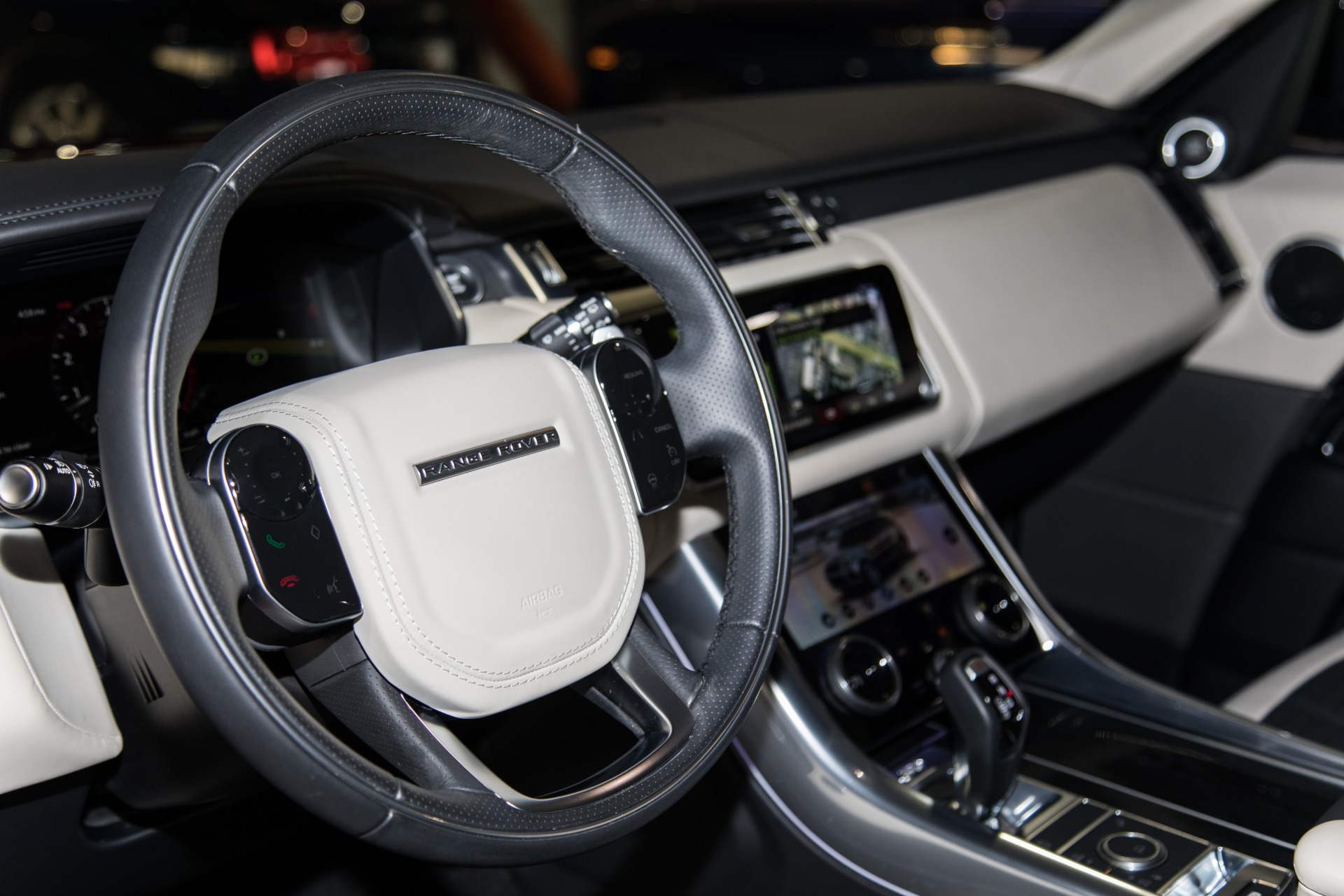Used-2018-Land-Rover-Range-Rover-Sport-HSE-Dynamic
