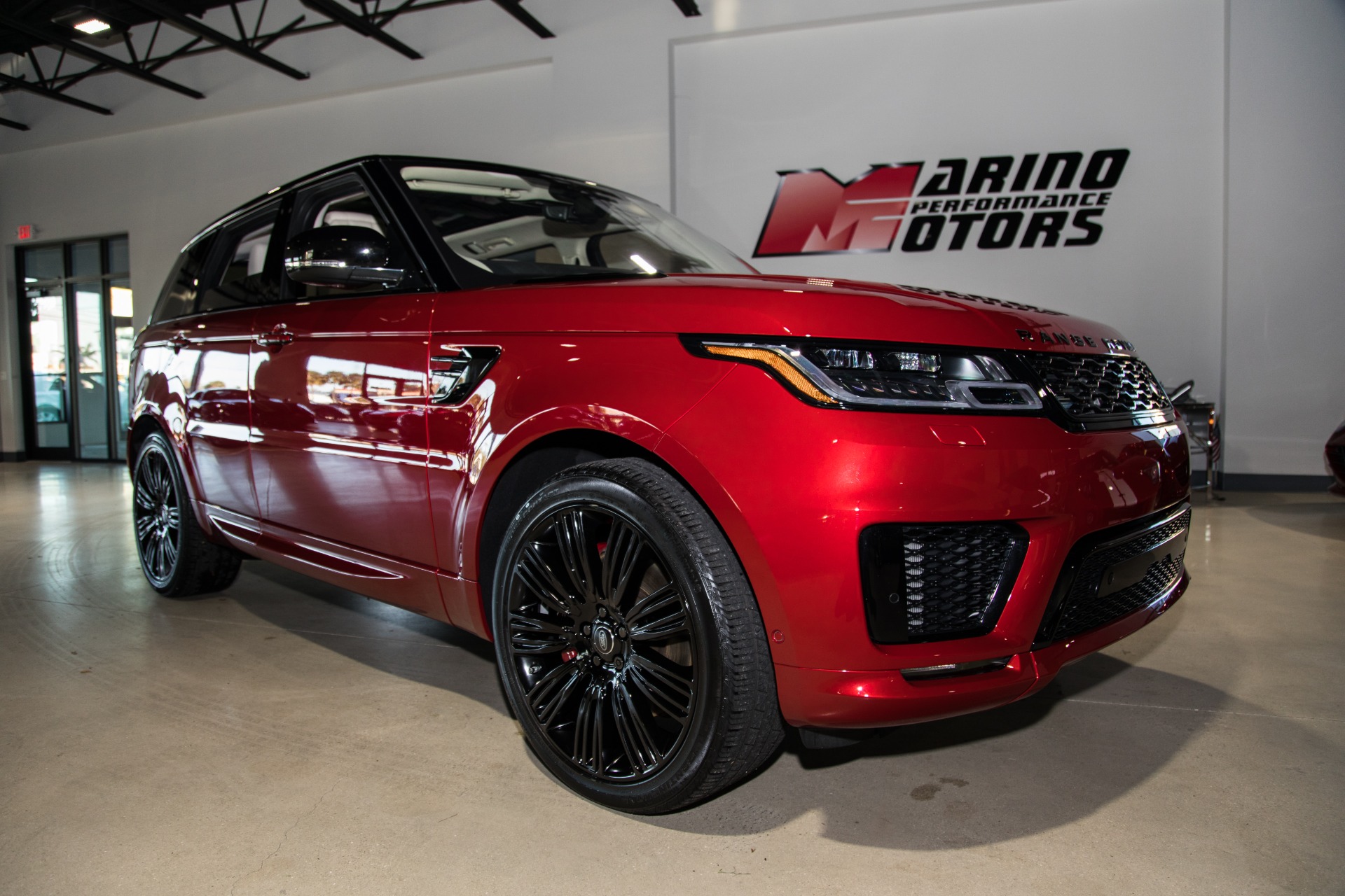 Used-2018-Land-Rover-Range-Rover-Sport-HSE-Dynamic