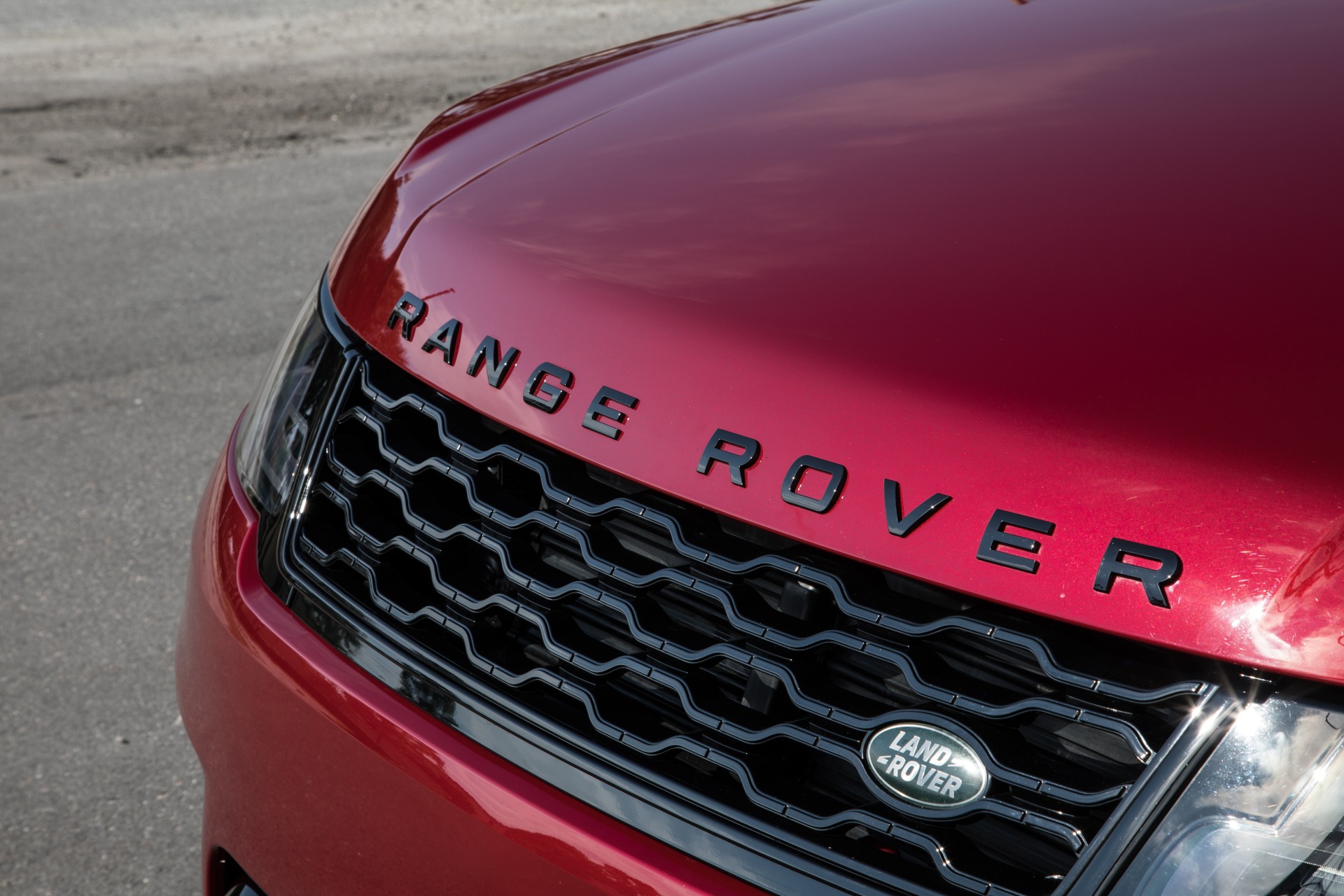 Used-2018-Land-Rover-Range-Rover-Sport-HSE-Dynamic
