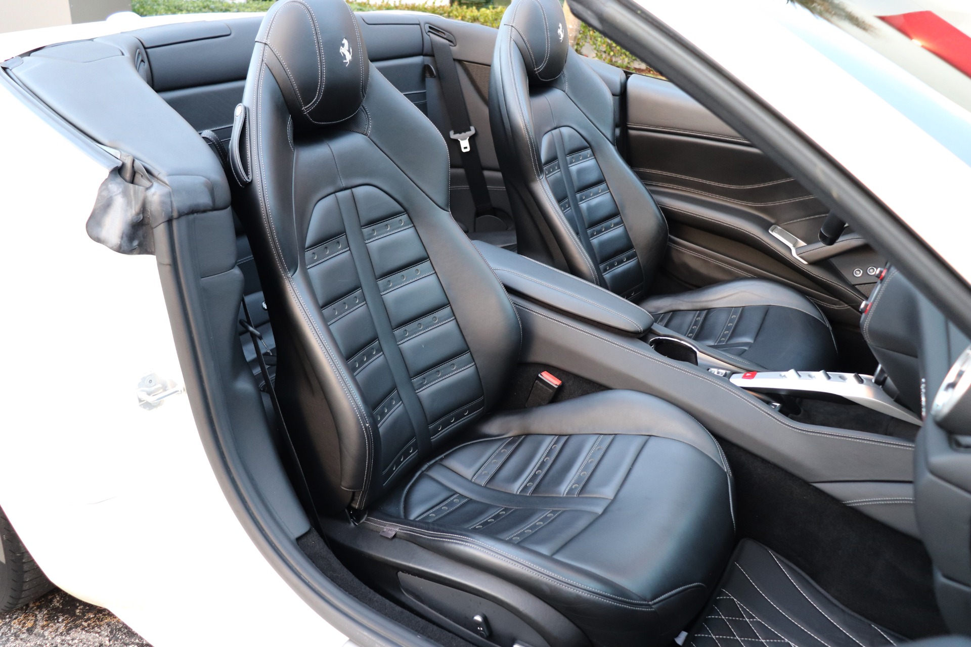Used-2016-Ferrari-California-T