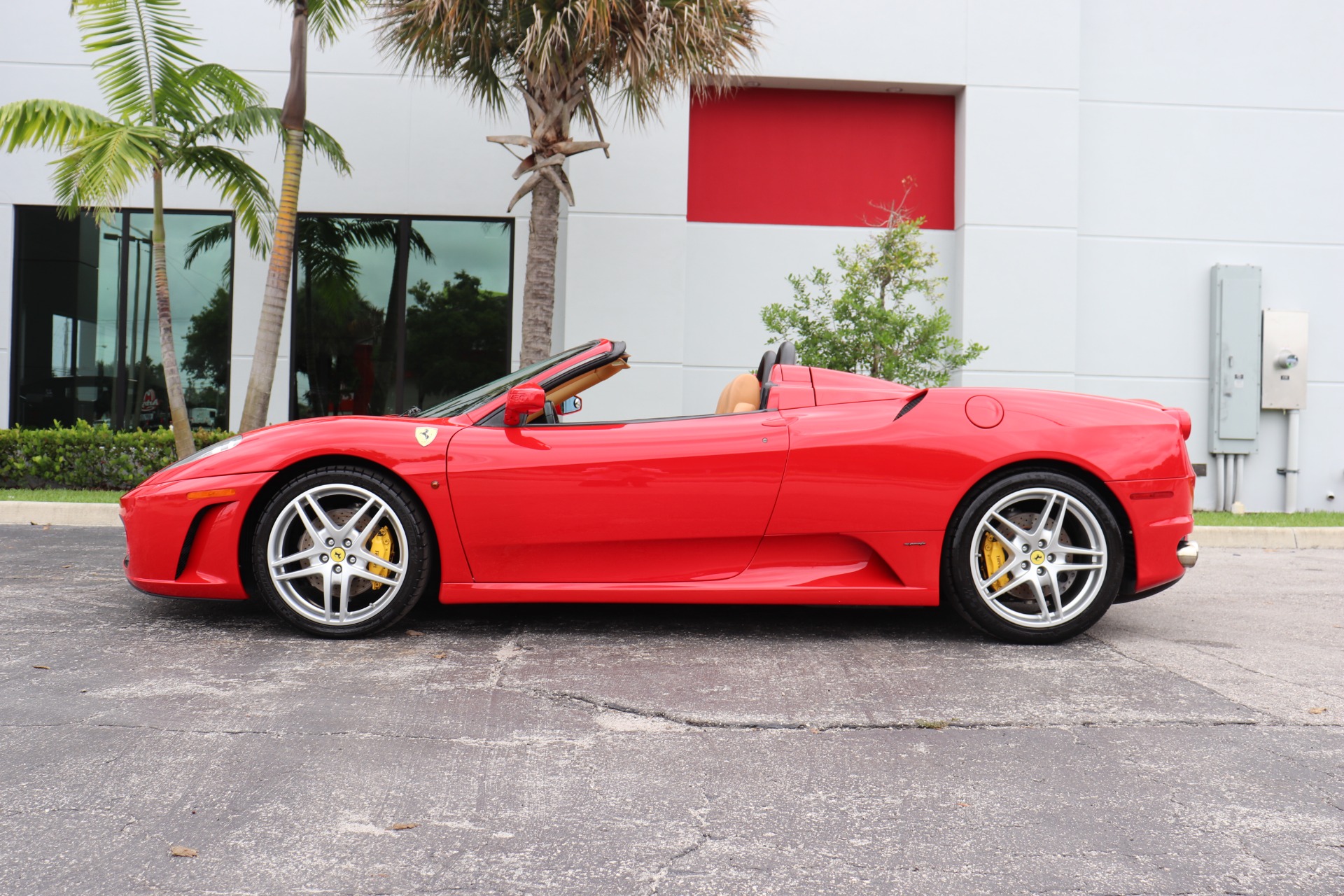 Used-2006-Ferrari-F430-F1-Spider