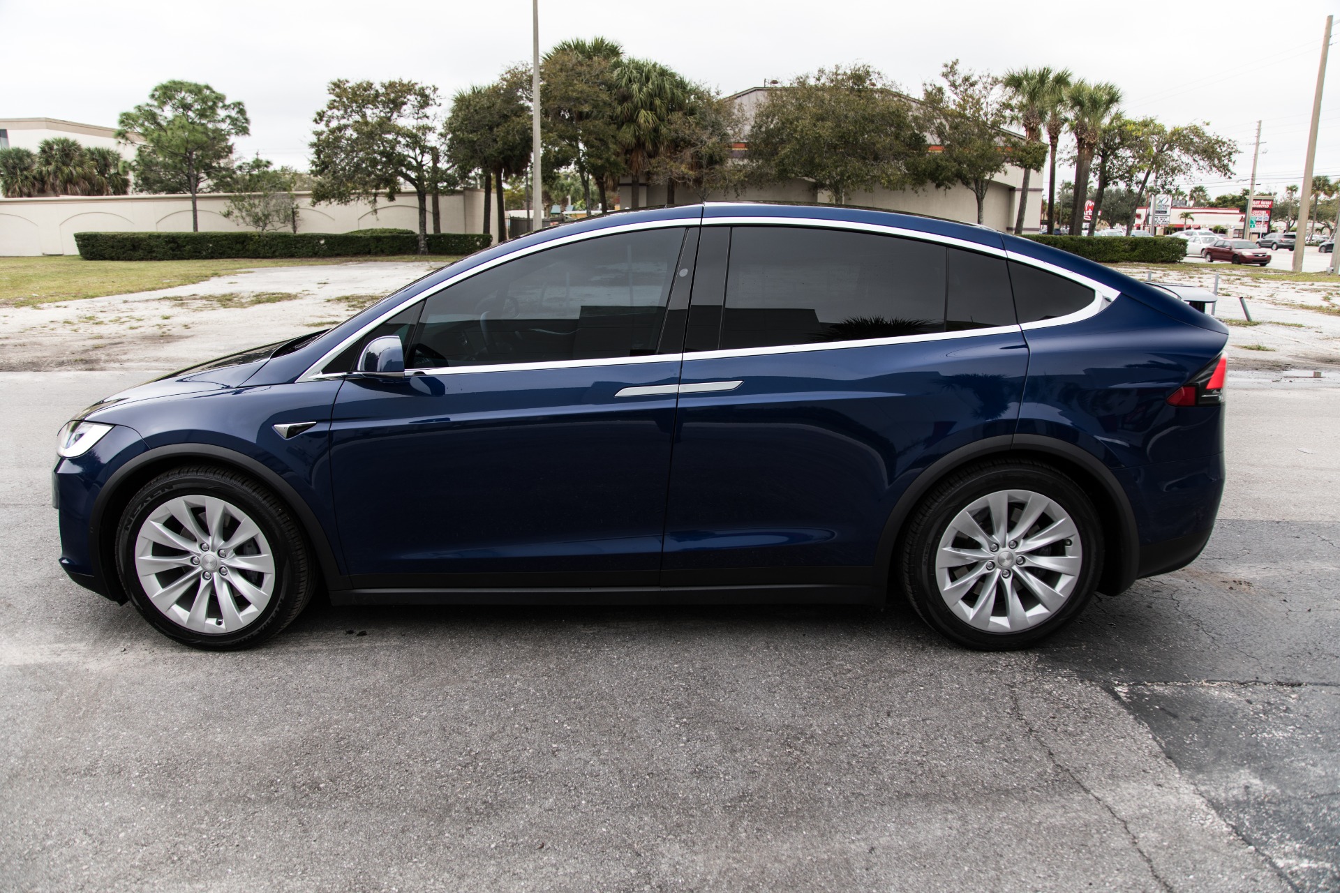 Used-2016-Tesla-Model-X-90D