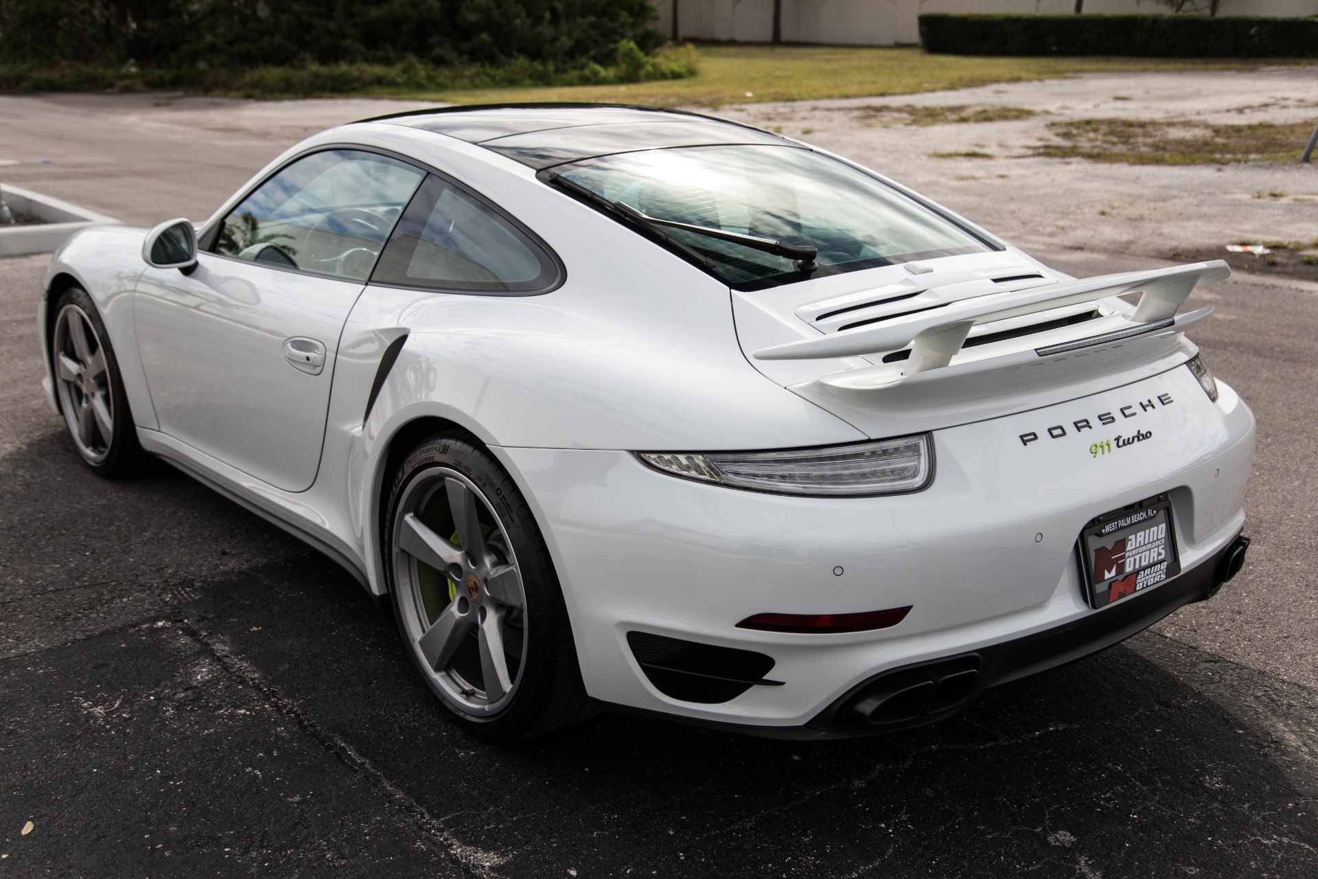 Used-2014-Porsche-911-Turbo