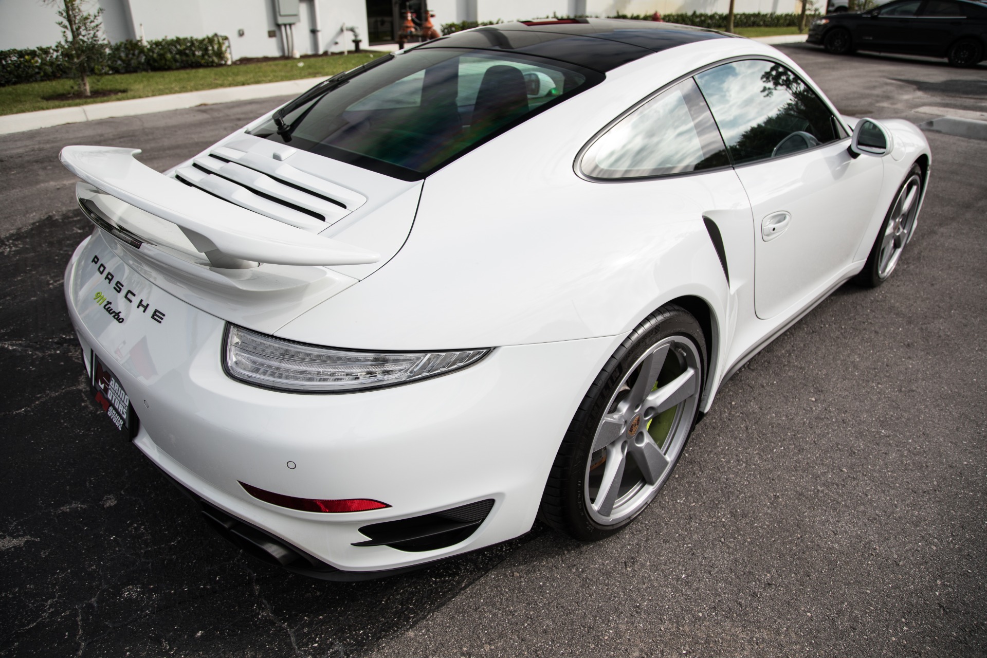 Used-2014-Porsche-911-Turbo