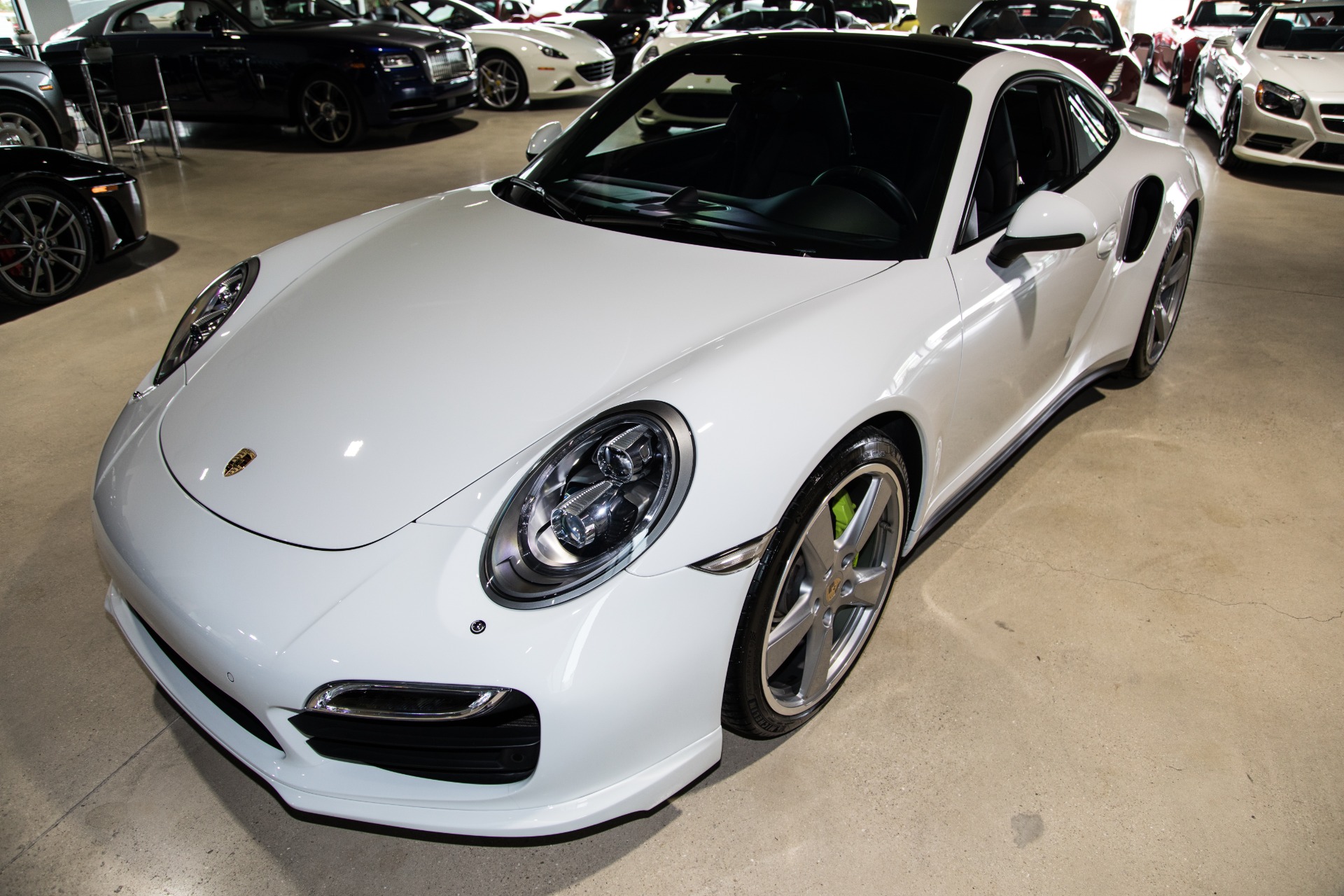Used-2014-Porsche-911-Turbo