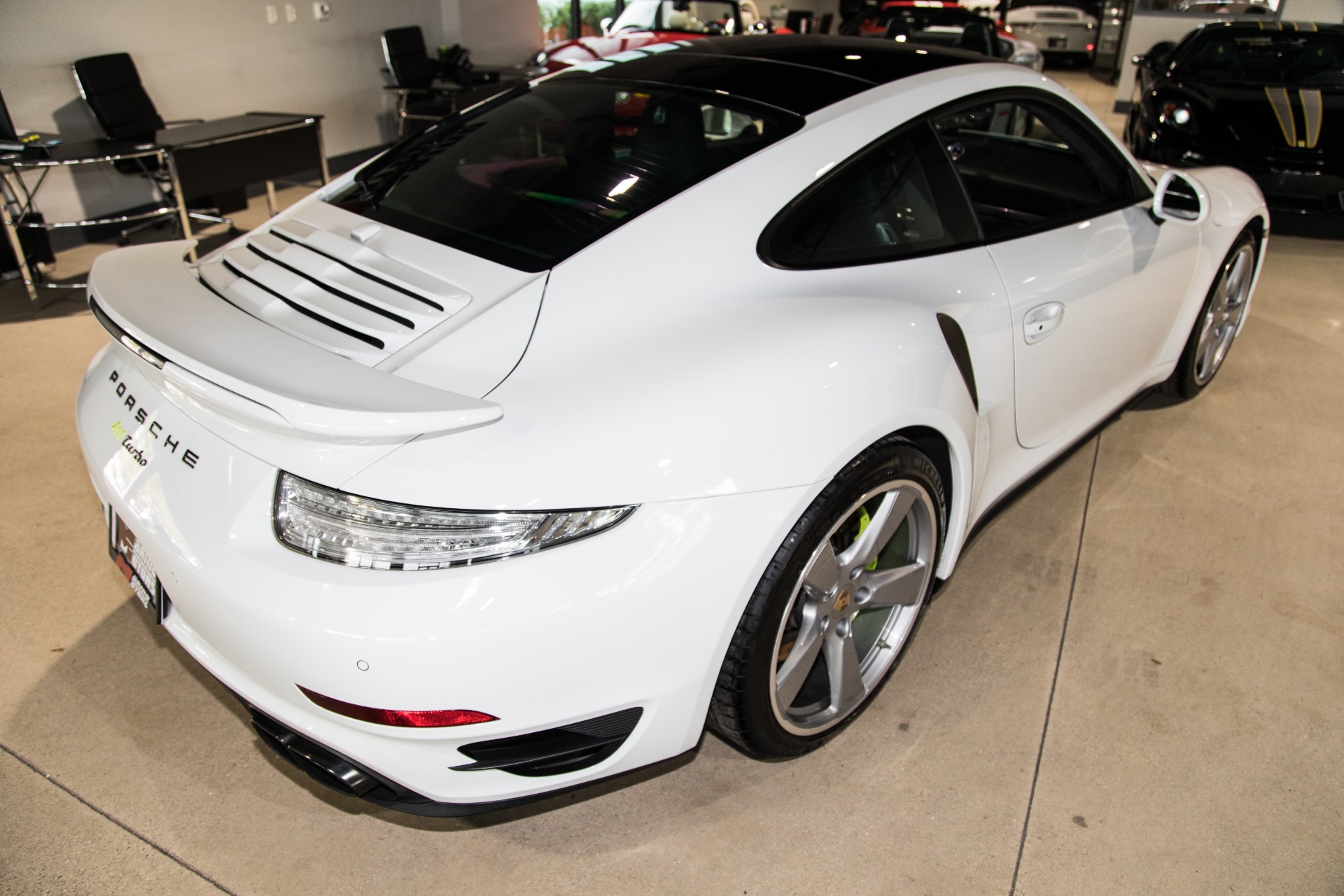 Used-2014-Porsche-911-Turbo
