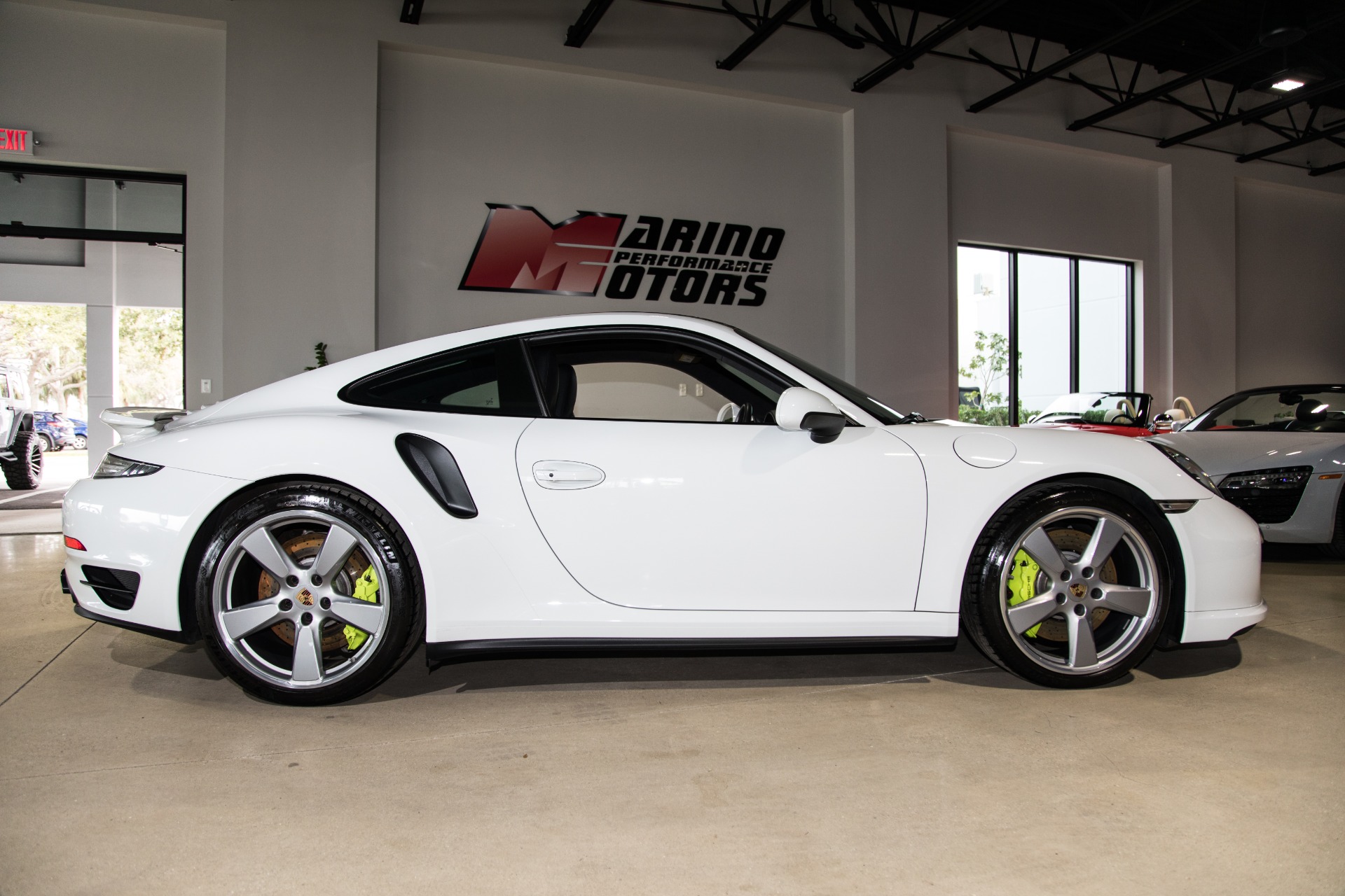 Used-2014-Porsche-911-Turbo