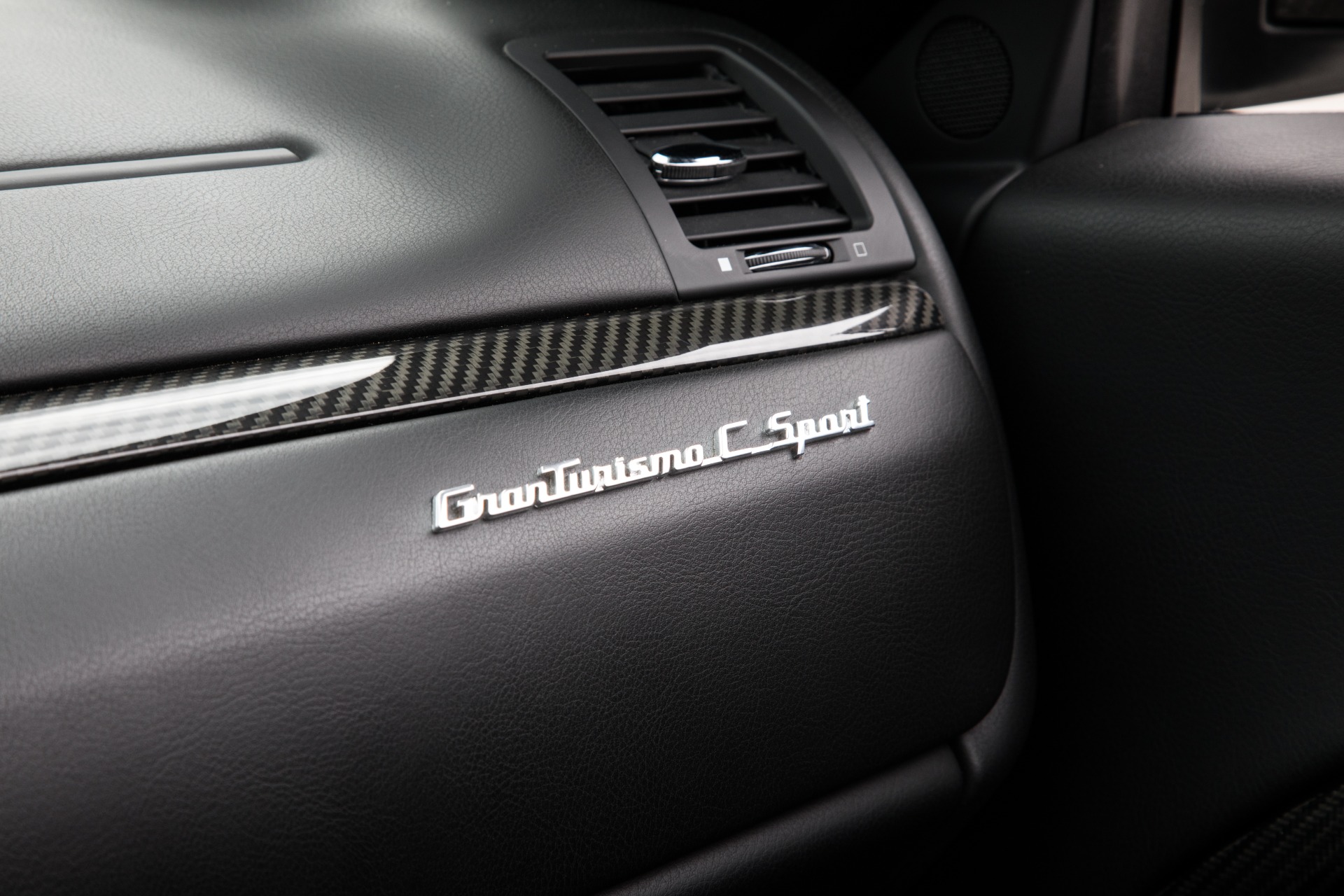 Used-2013-Maserati-GranTurismo-Sport