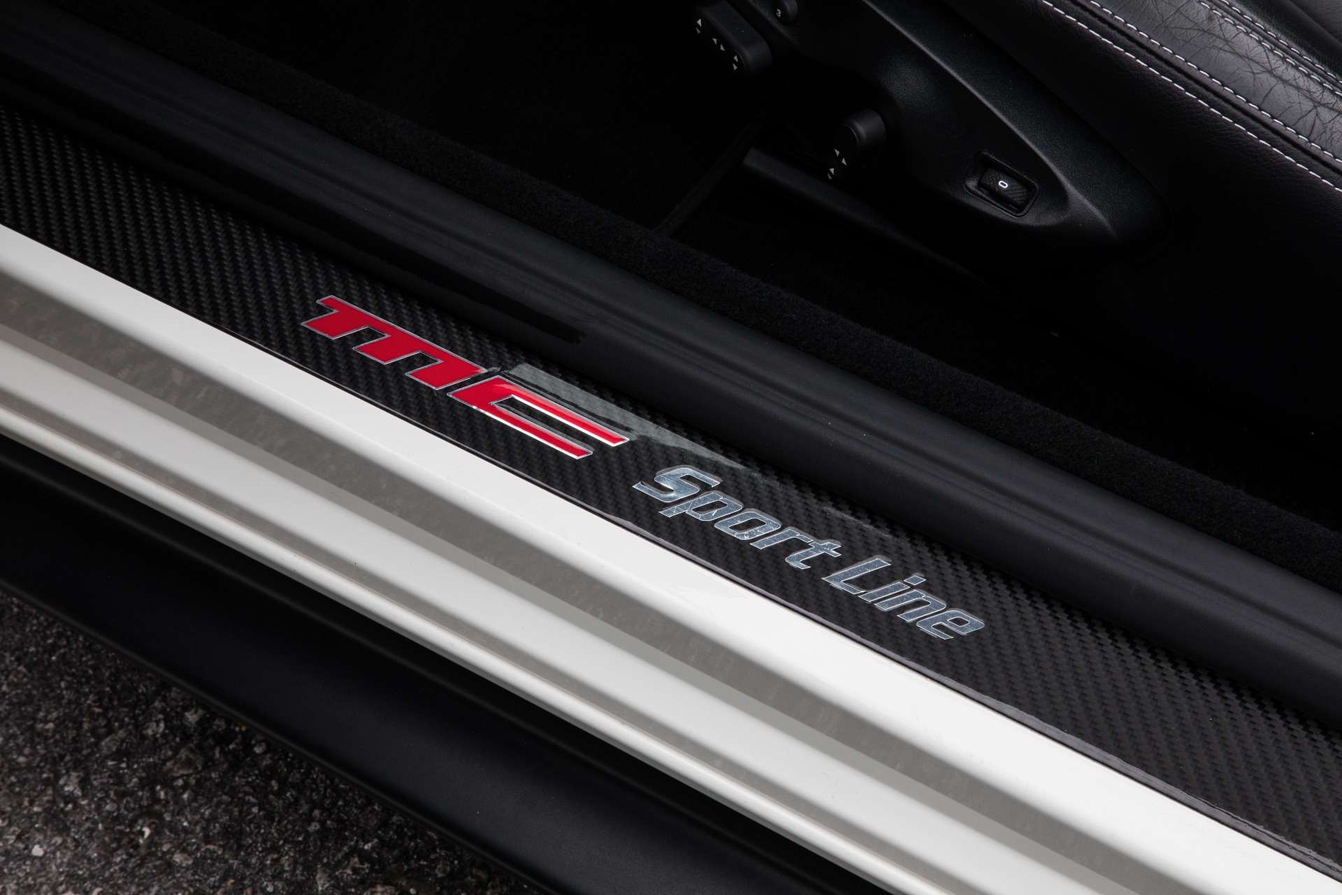 Used-2013-Maserati-GranTurismo-Sport