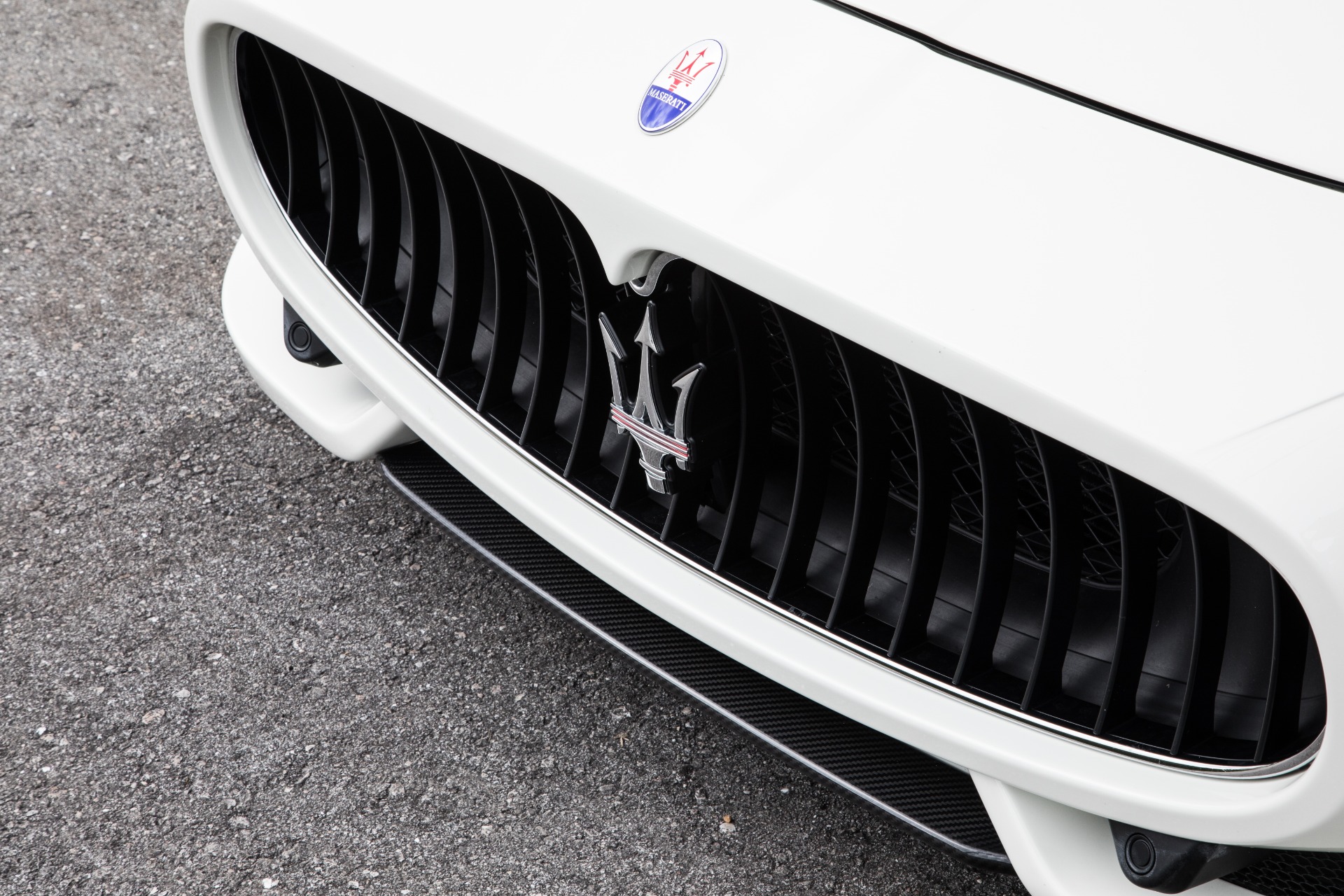 Used-2013-Maserati-GranTurismo-Sport
