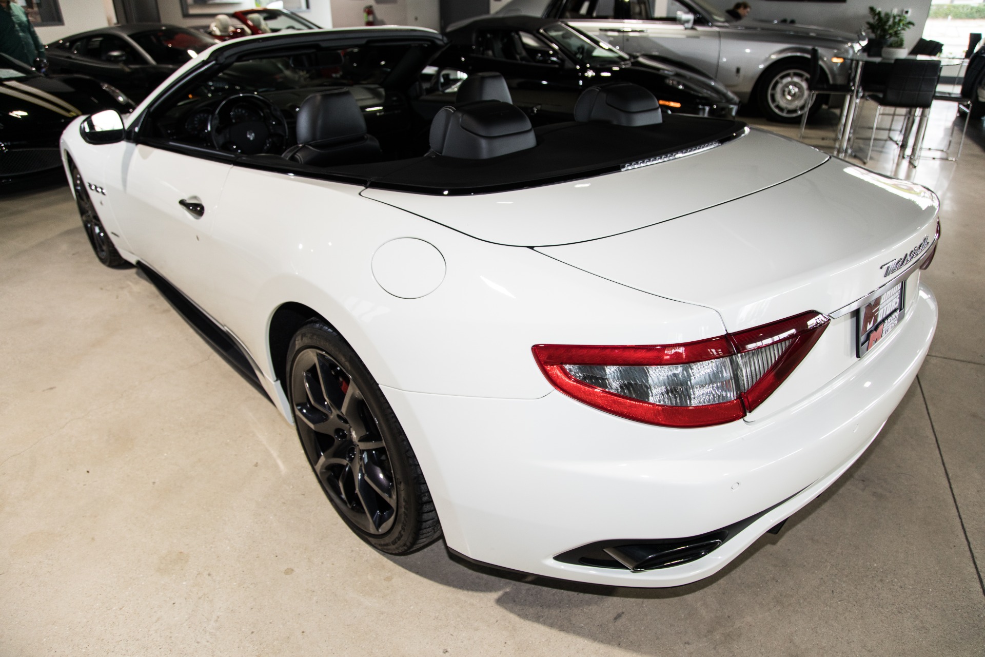 Used-2013-Maserati-GranTurismo-Sport