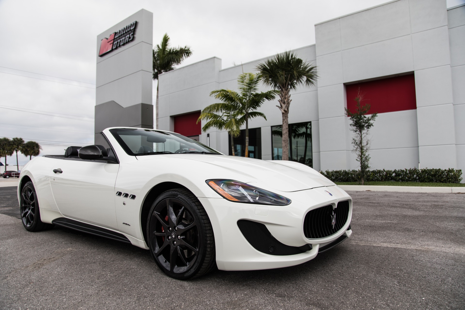 Used-2013-Maserati-GranTurismo-Sport