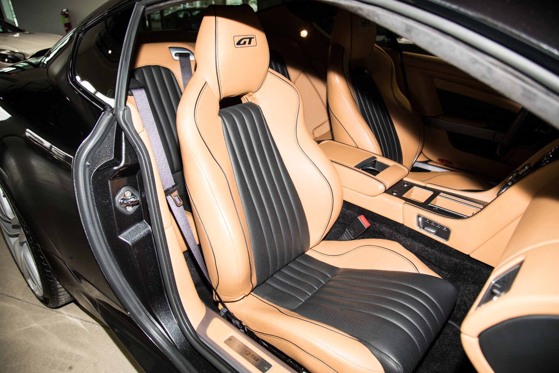 Used-2016-Aston-Martin-DB9-GT