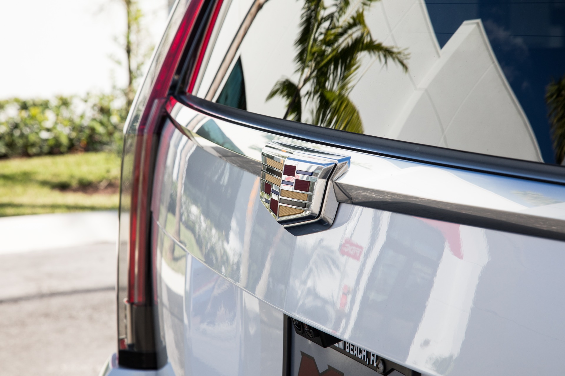 Used-2017-Cadillac-Escalade-ESV-Luxury
