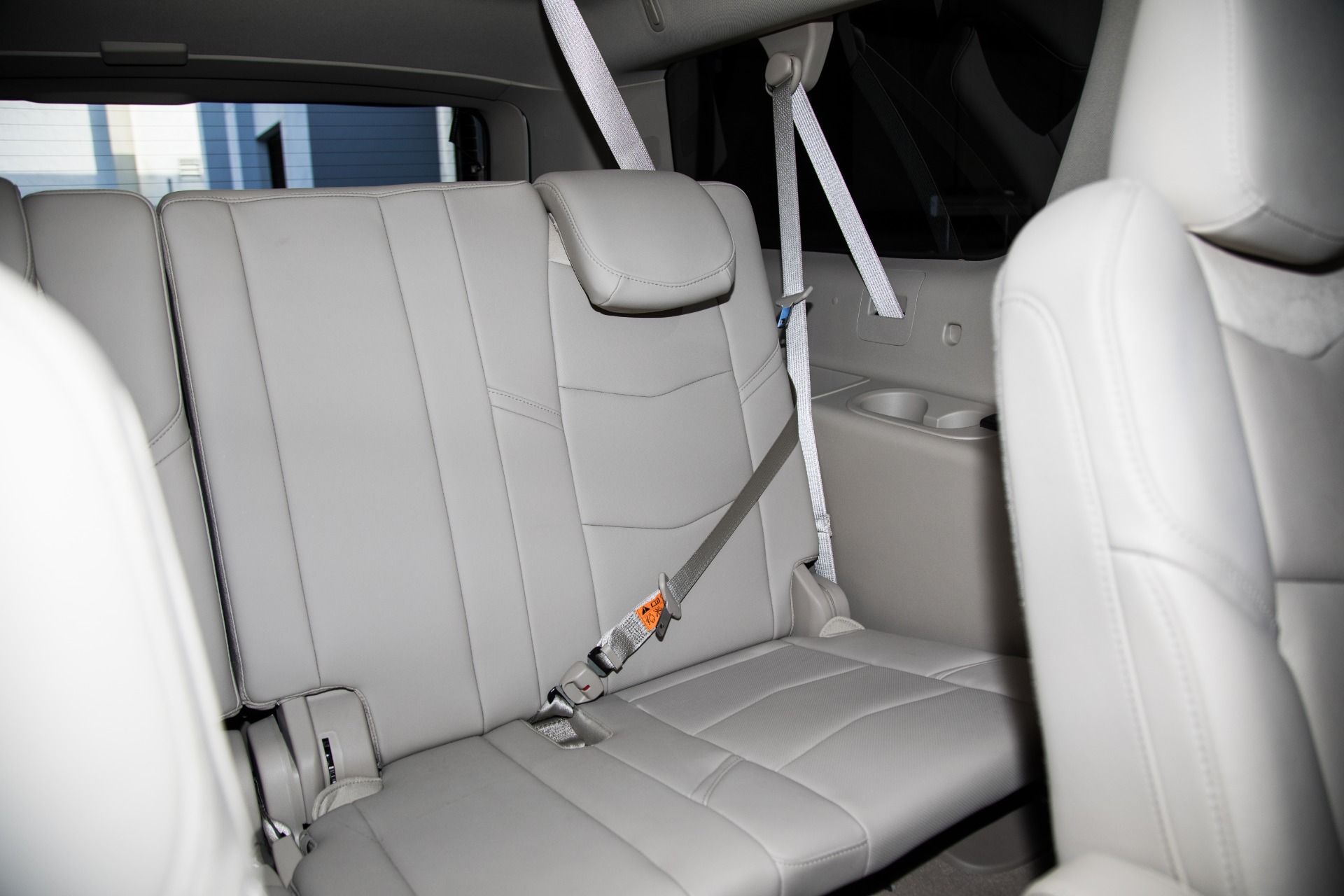 Used-2017-Cadillac-Escalade-ESV-Luxury