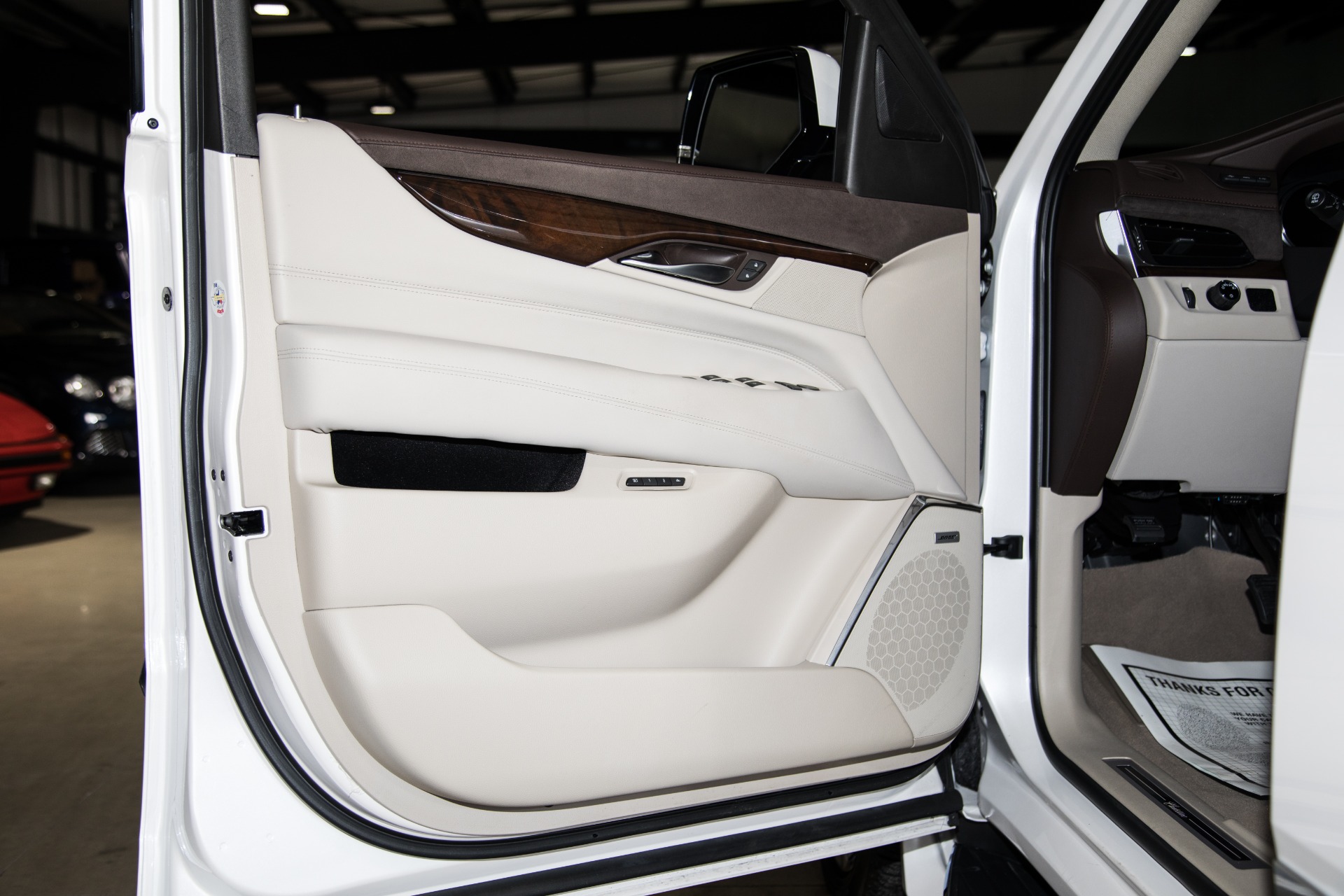Used-2017-Cadillac-Escalade-ESV-Luxury