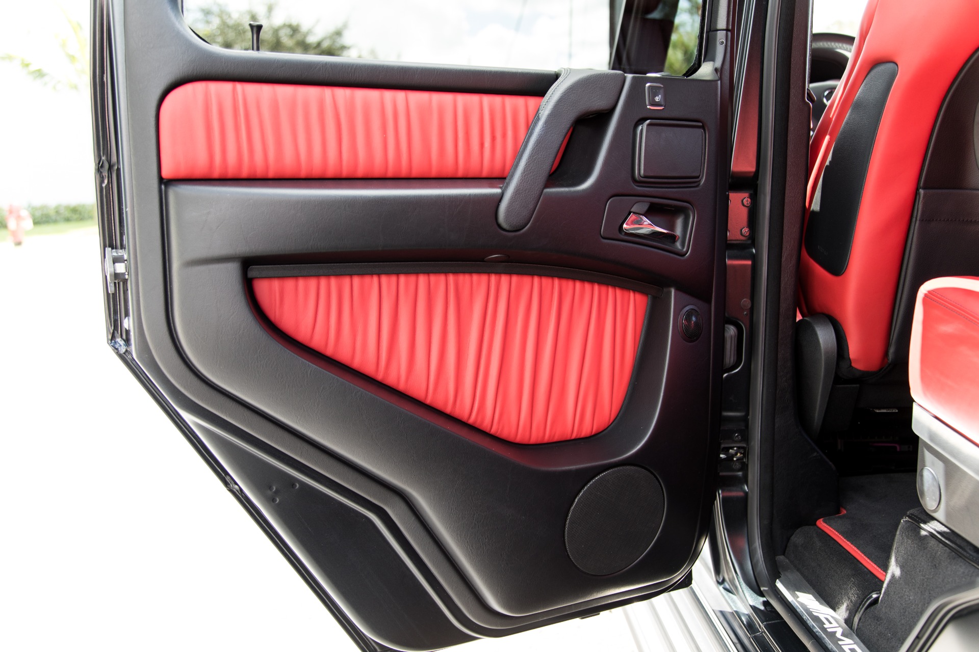 Used-2017-Mercedes-Benz-G-Class-AMG-G-63
