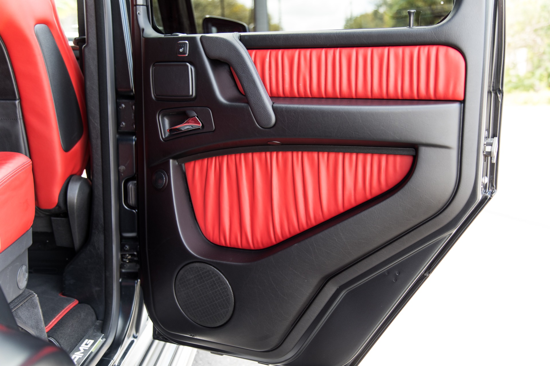 Used-2017-Mercedes-Benz-G-Class-AMG-G-63